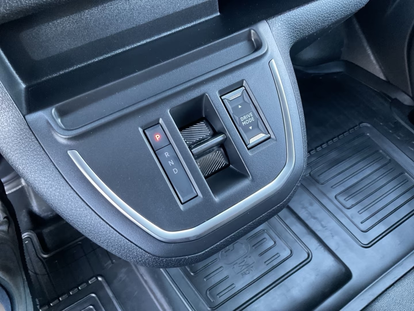 TOYOTA Proace EV 75kWh Long Meister-image-12