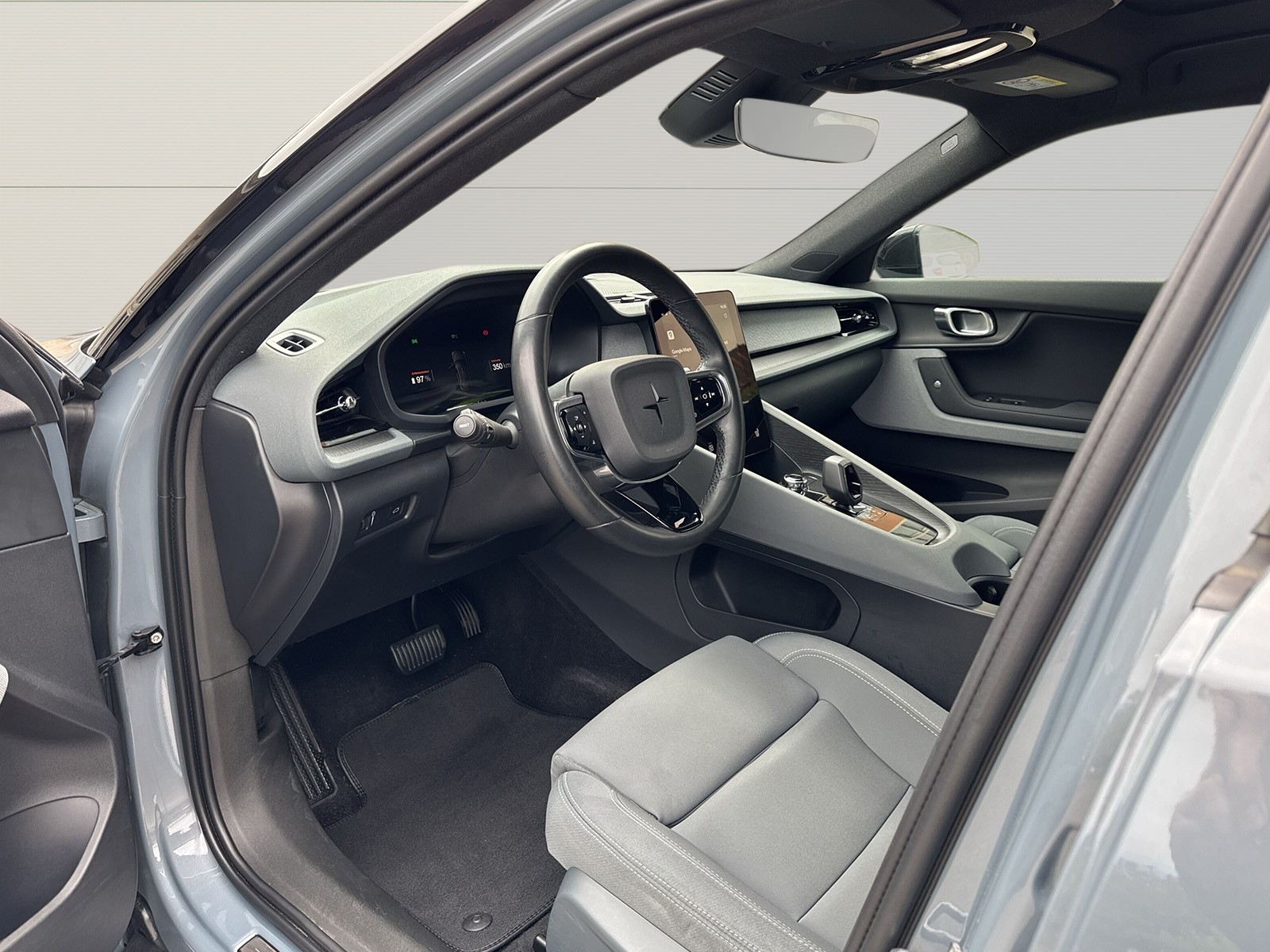 POLESTAR 2 Long Range Dual Motor-image-5