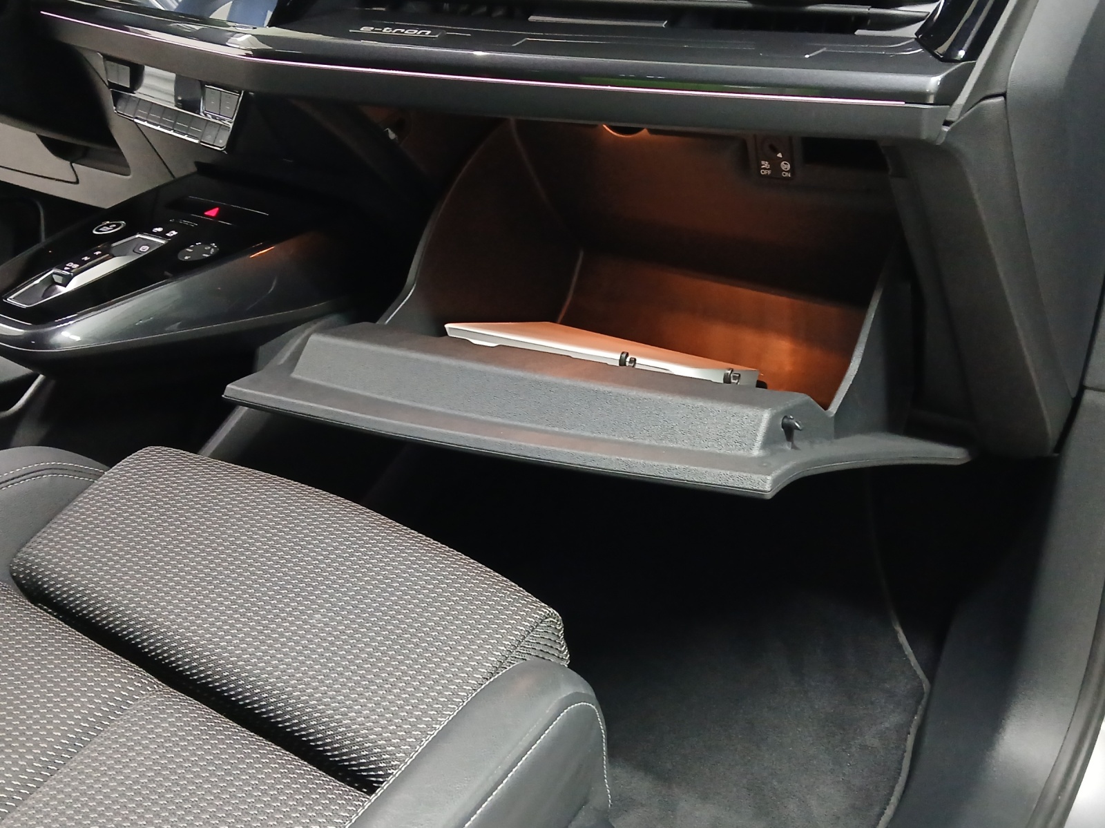 AUDI Q4 Sportback e-tron 50 quattro-image-15