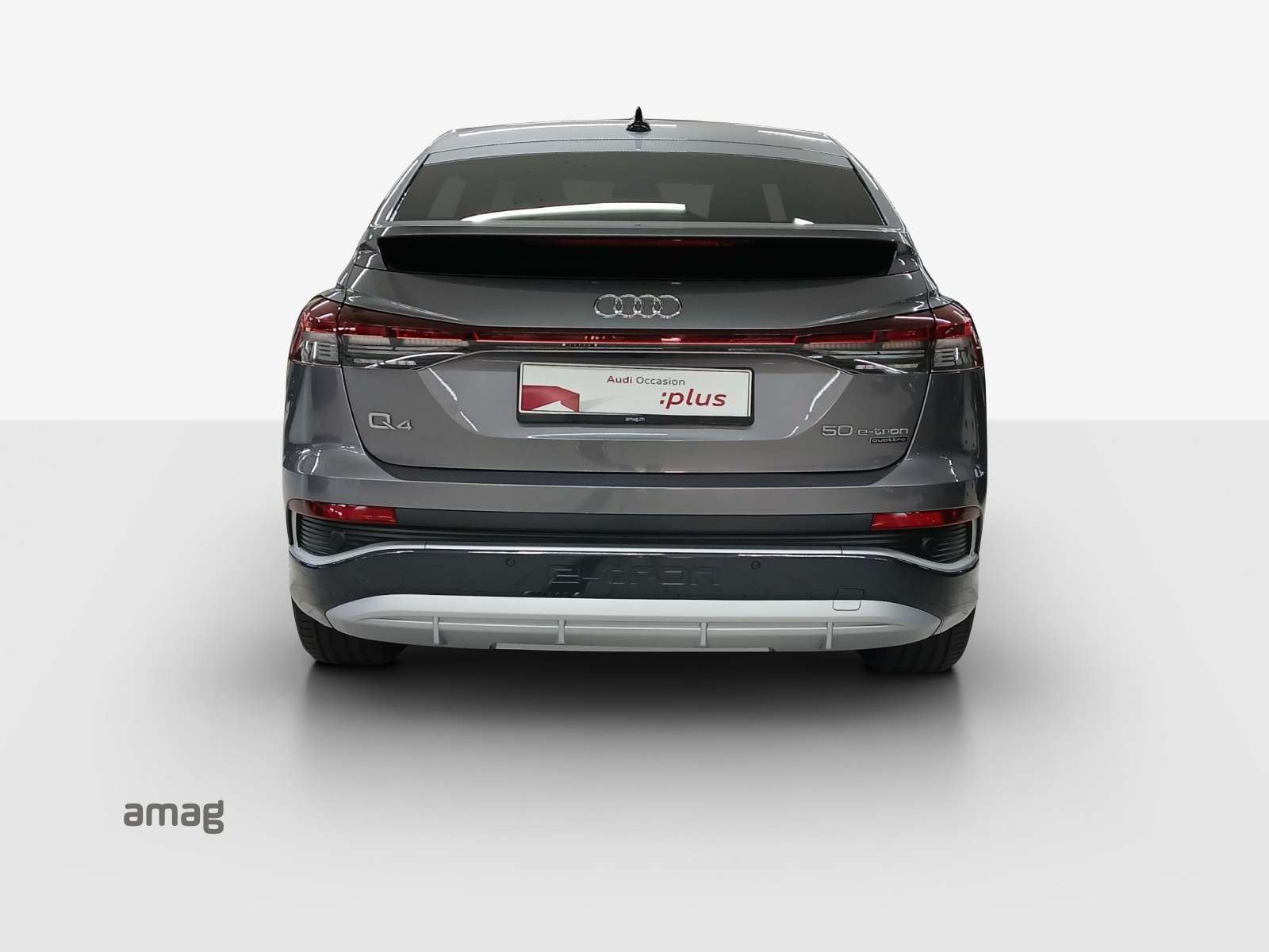 AUDI Q4 Sportback e-tron 50 quattro-showroom-element-3