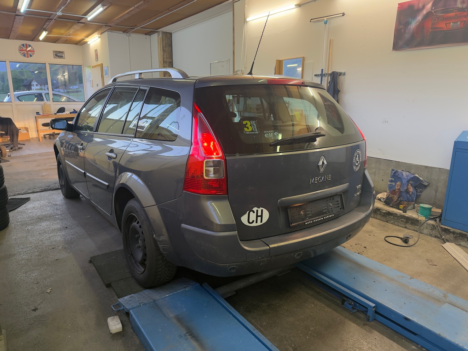 RENAULT Mégane Break 1.9 dCi Emotion-image-3