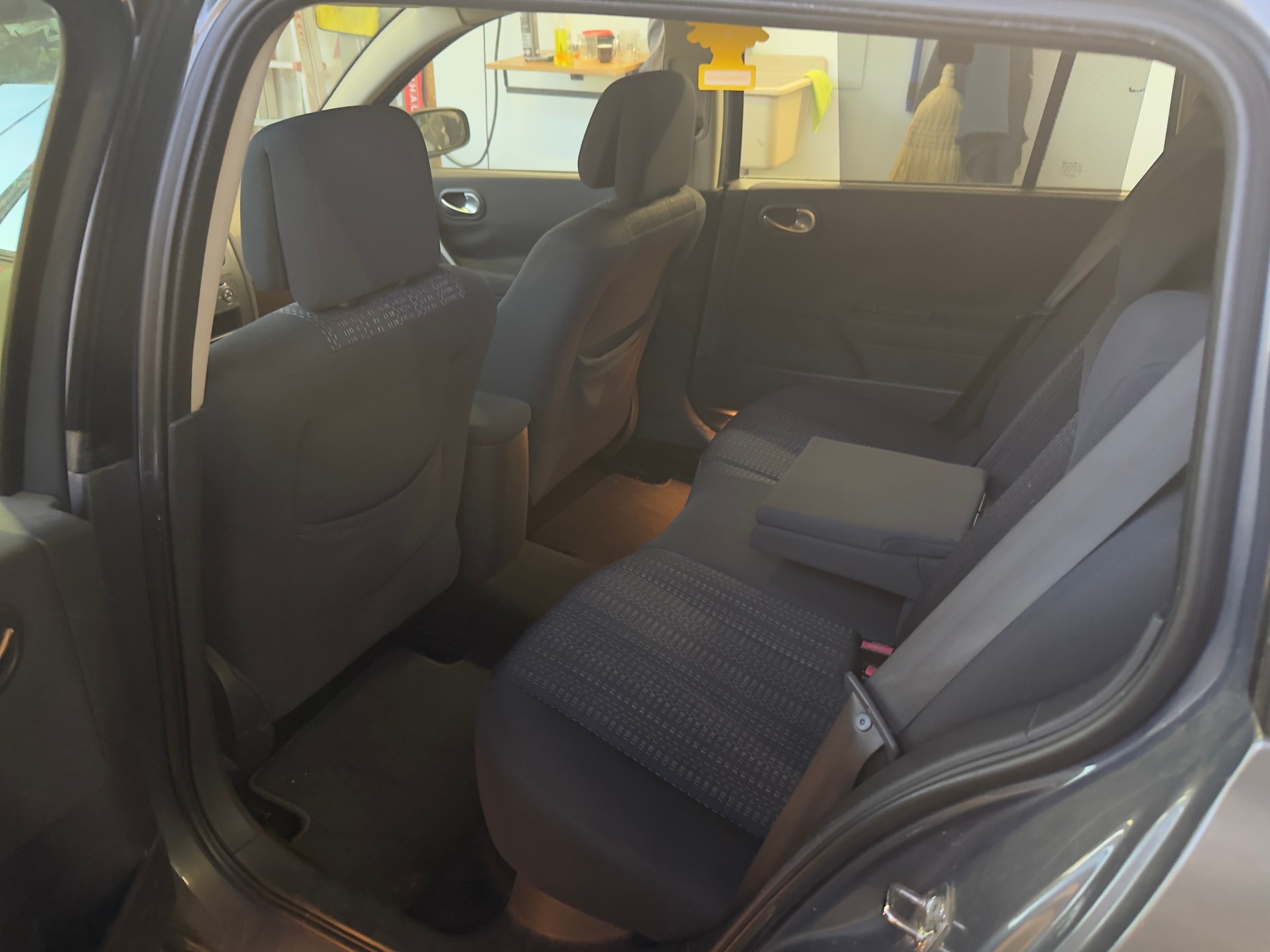 RENAULT Mégane Break 1.9 dCi Emotion-image-6