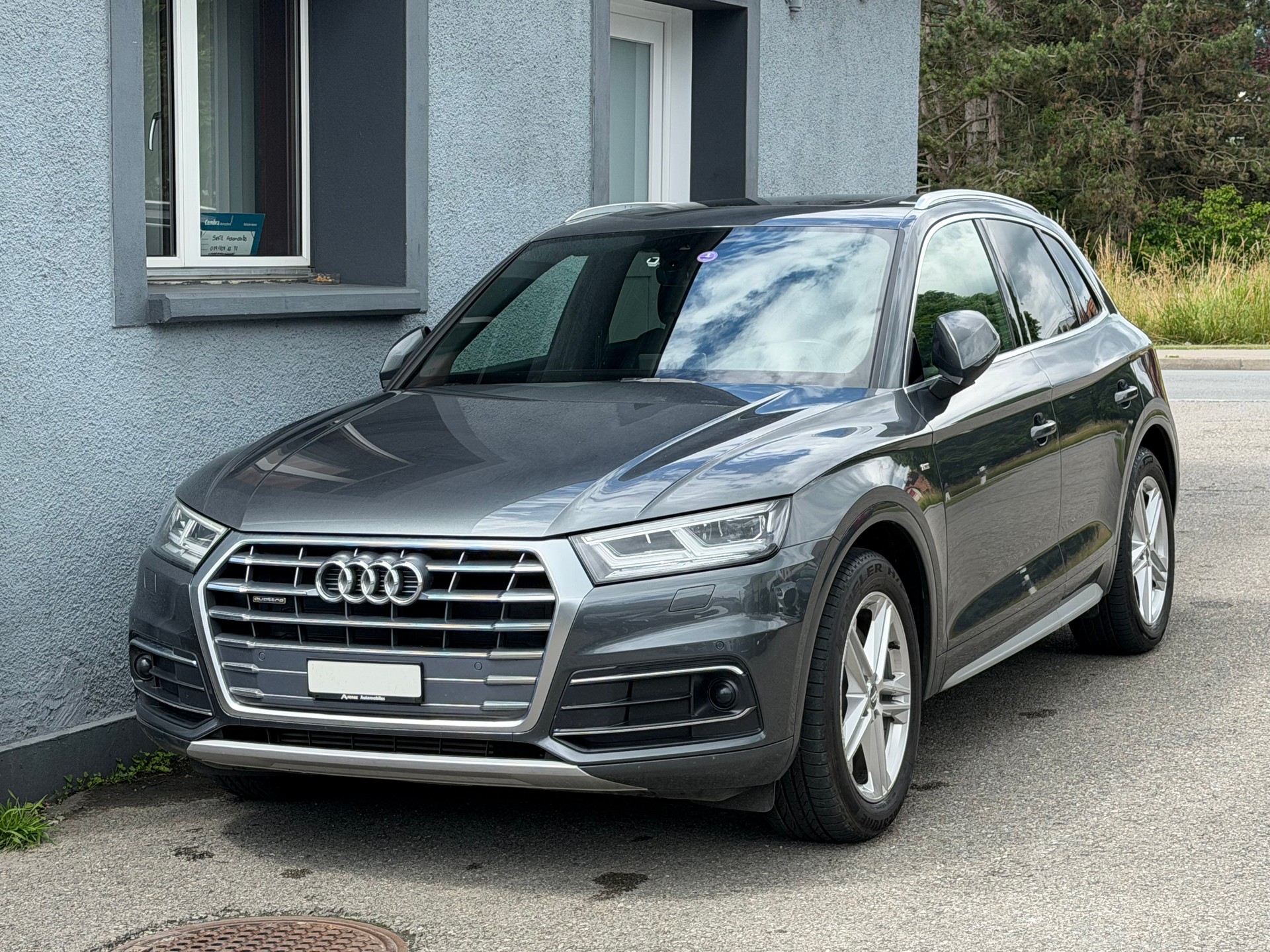 AUDI Q5 45 TFSI S-Line sport quattro S-tronic-image-1
