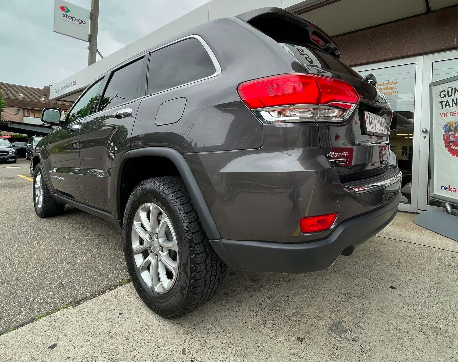 JEEP Facelift Grand Cherokee 3.0 CRD Limited Automatic CH-Auto mit Gratis-Service-image-4