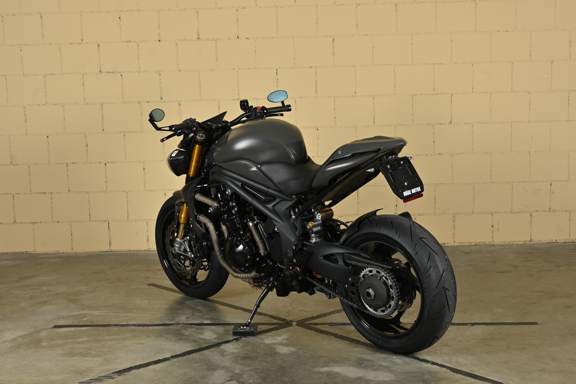 TRIUMPH Speed Triple 1050 ABS-image-9