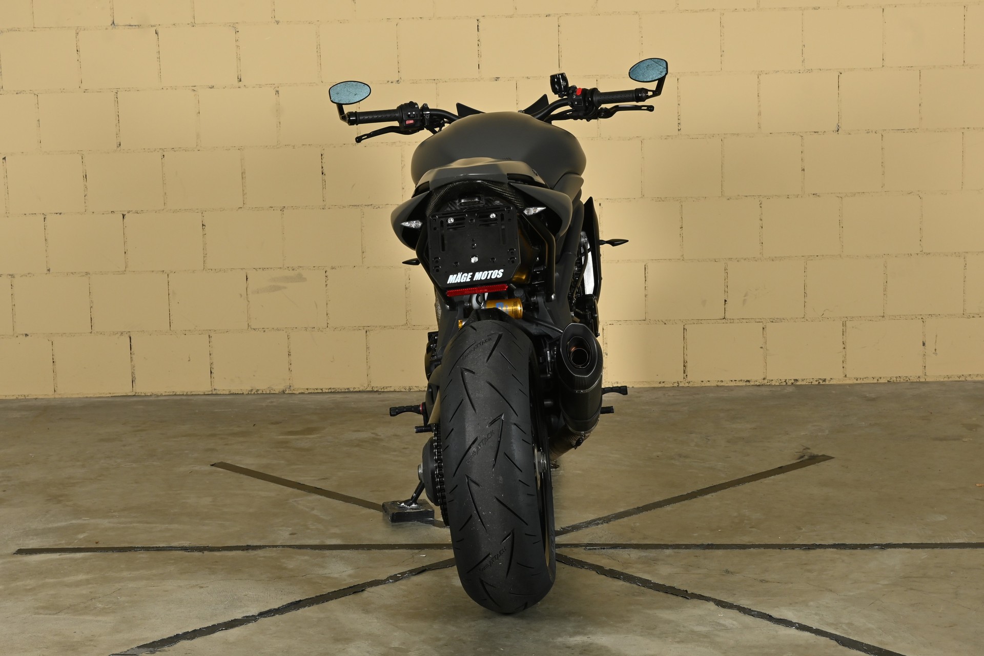 TRIUMPH Speed Triple 1050 ABS-image-10