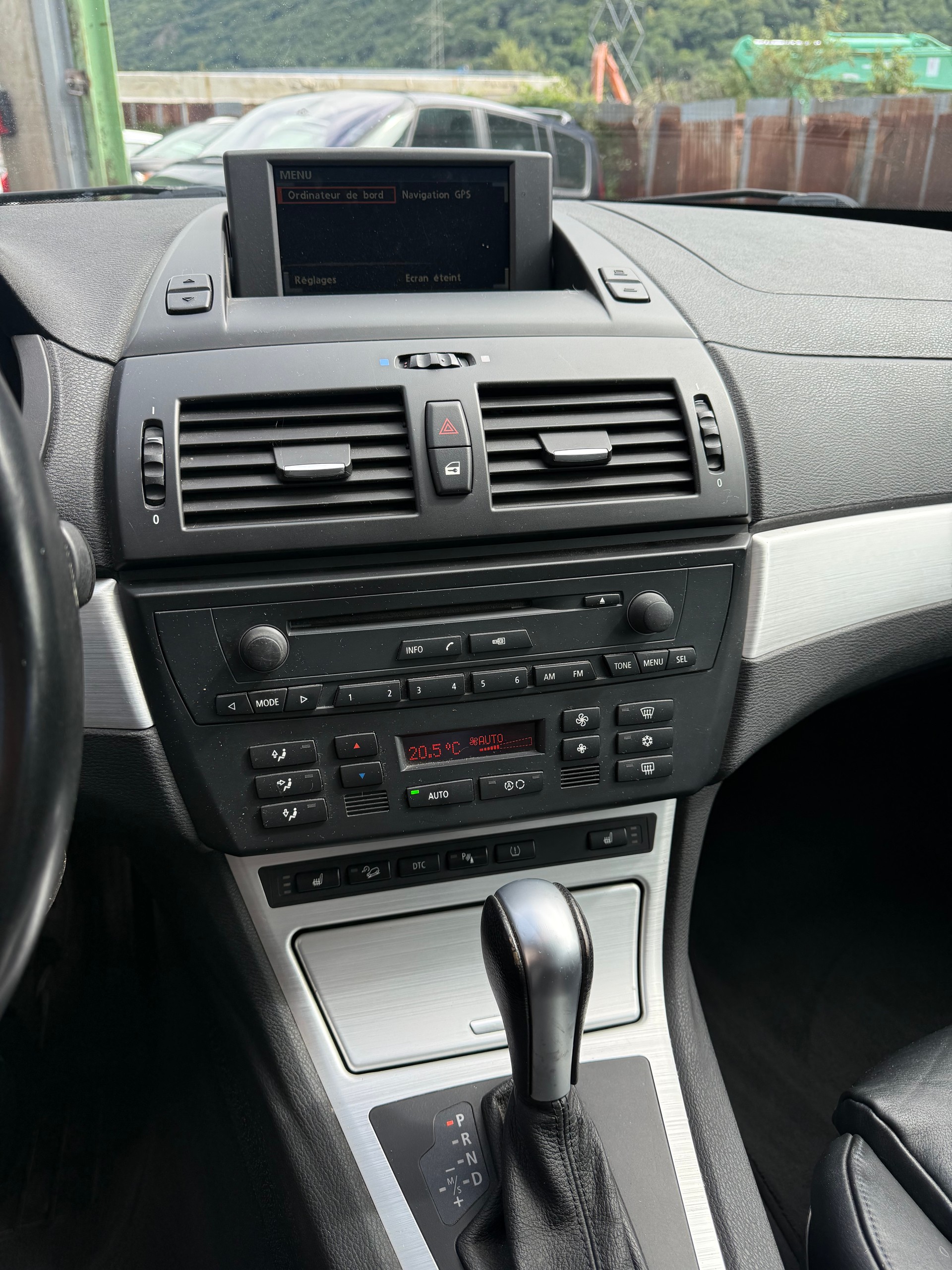 BMW X3 xDrive 30i (3.0si)-image-10