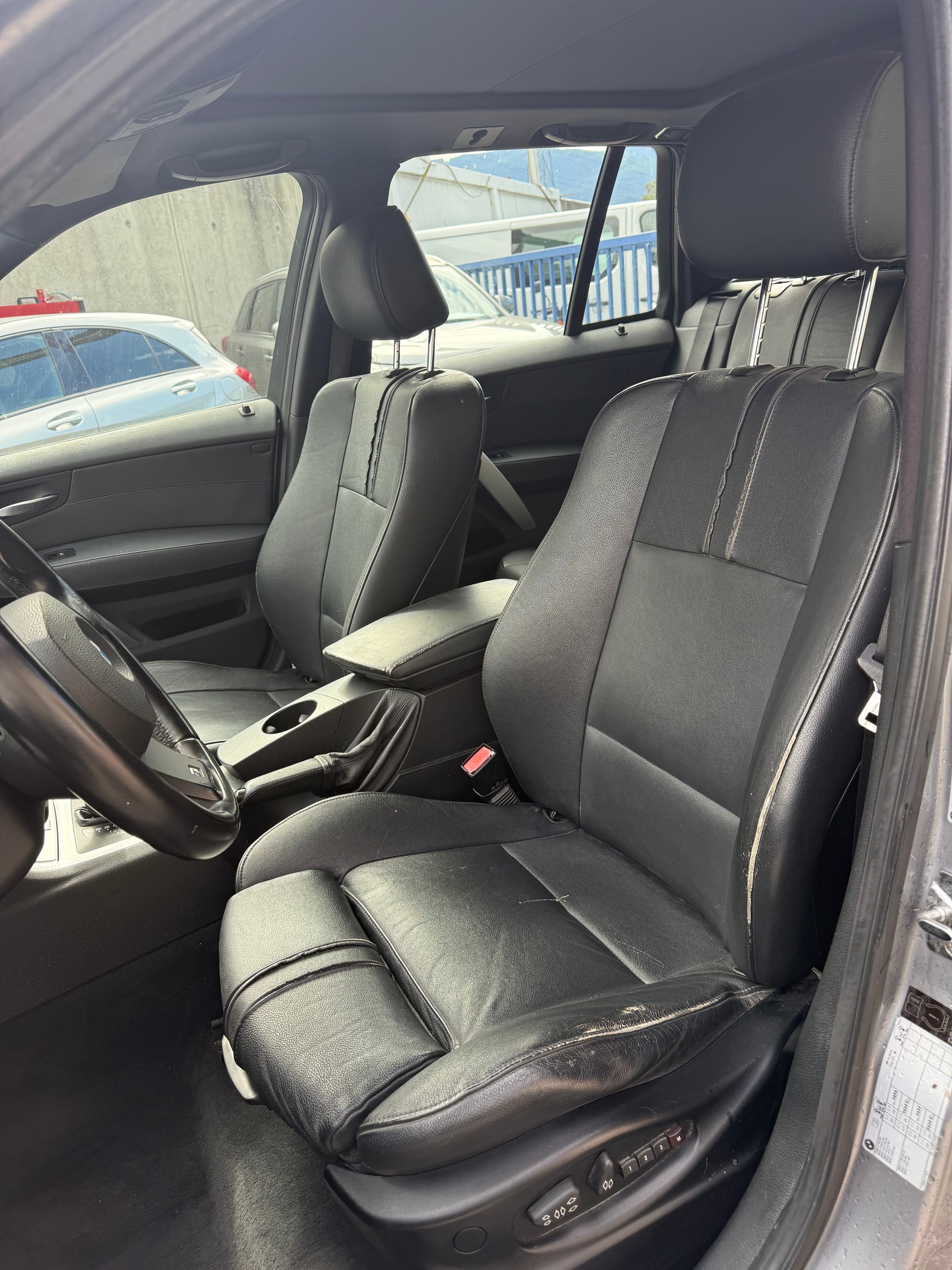 BMW X3 xDrive 30i (3.0si)-image-7