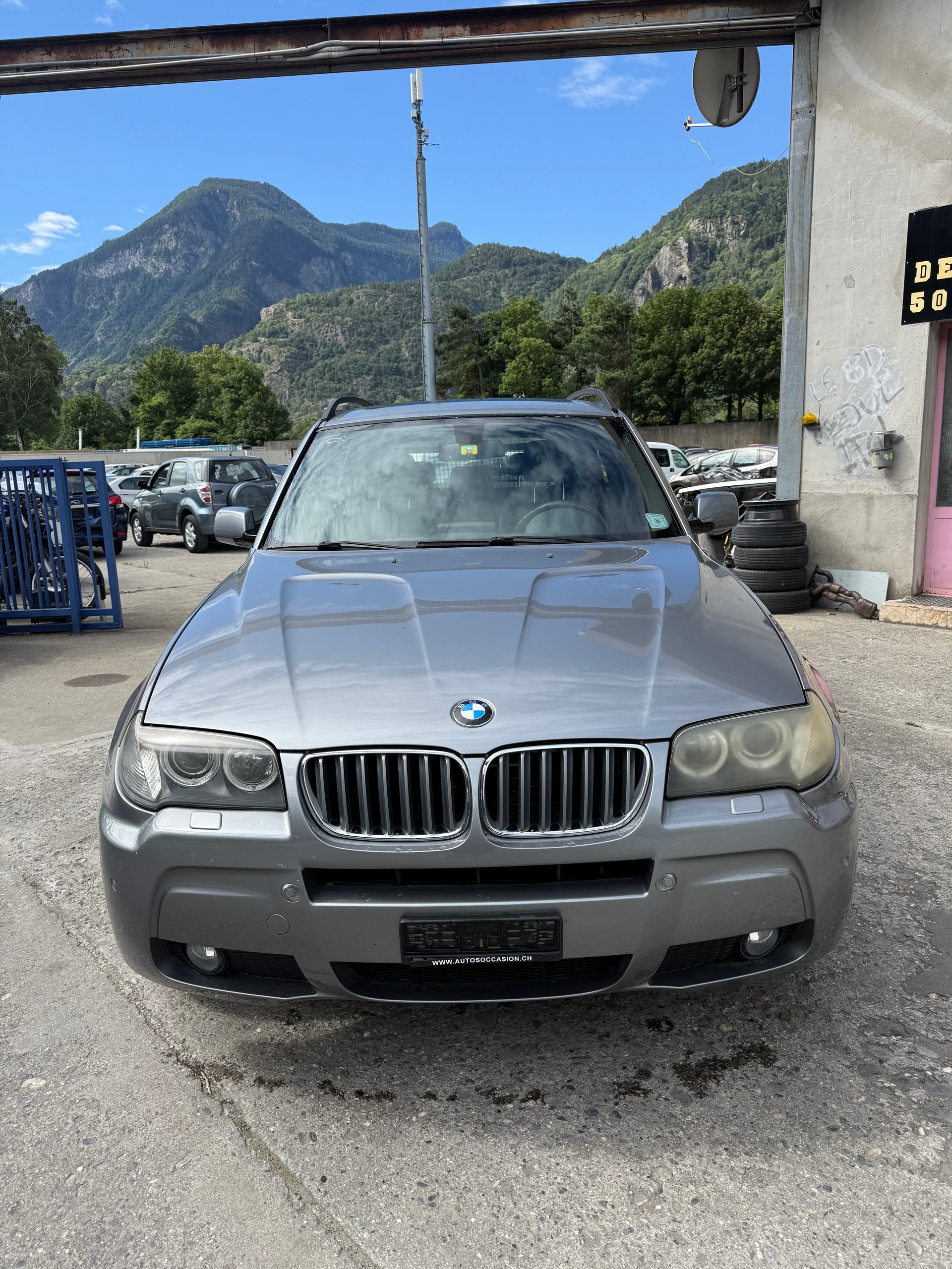 BMW X3 xDrive 30i (3.0si)-image-2