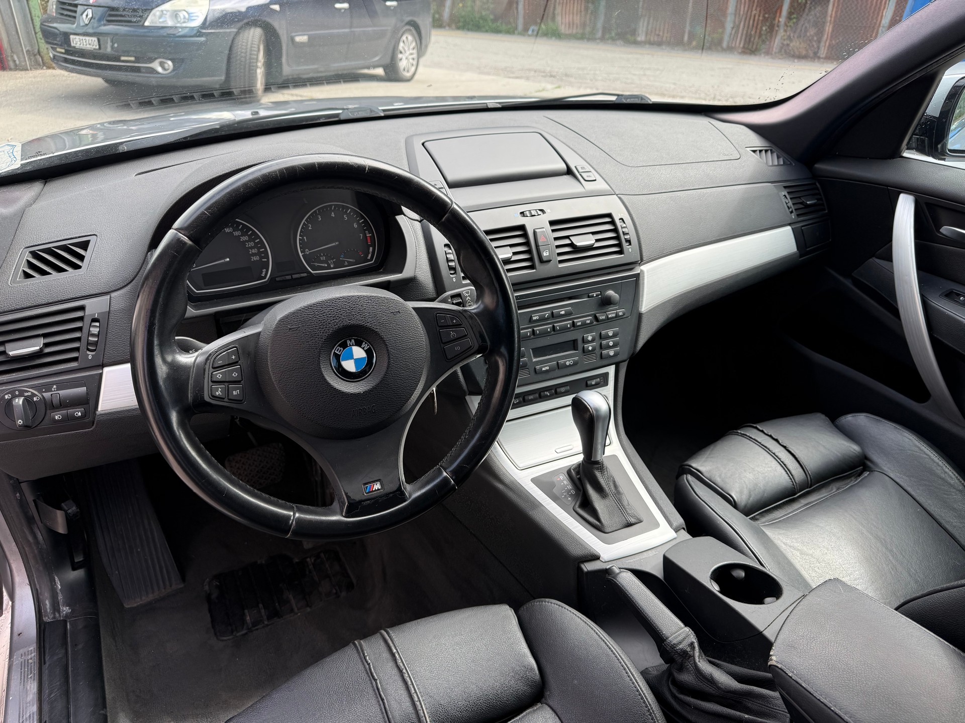 BMW X3 xDrive 30i (3.0si)-image-8