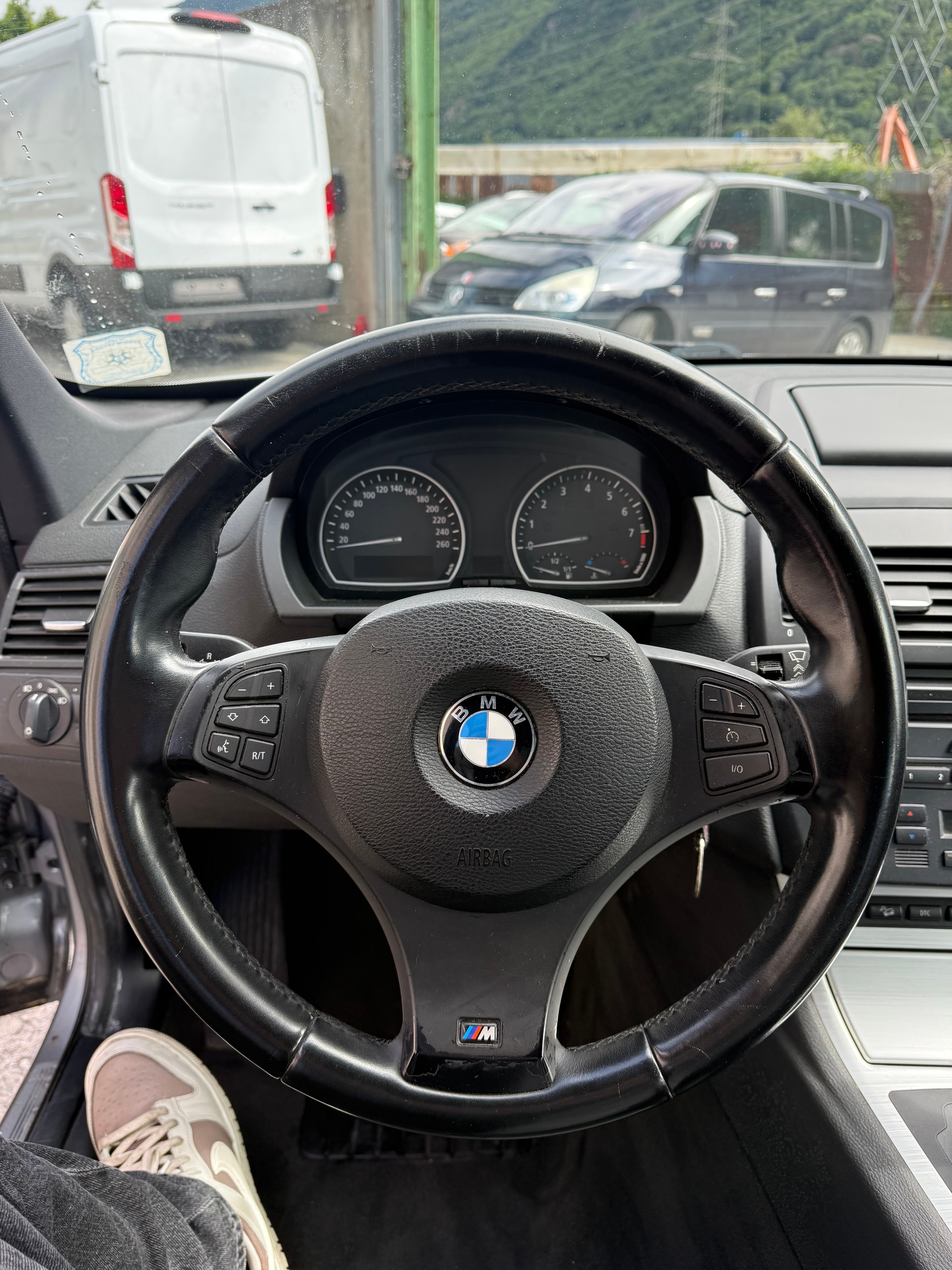 BMW X3 xDrive 30i (3.0si)-image-9