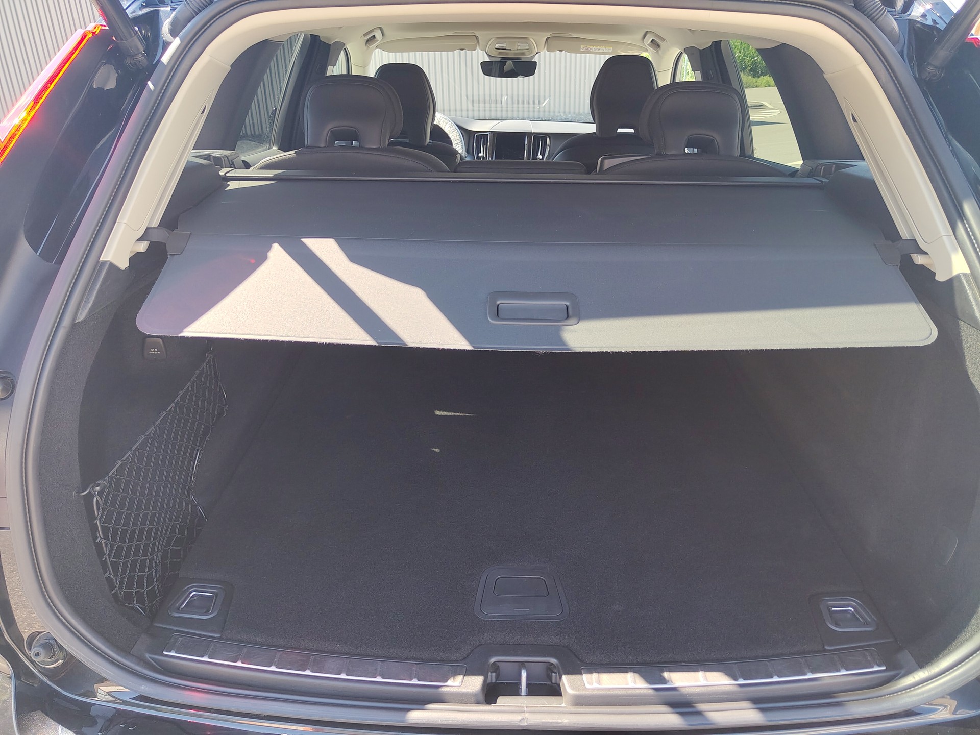 VOLVO XC60 B4 Benzin Mild Hybrid Momentum Geartronic-image-13