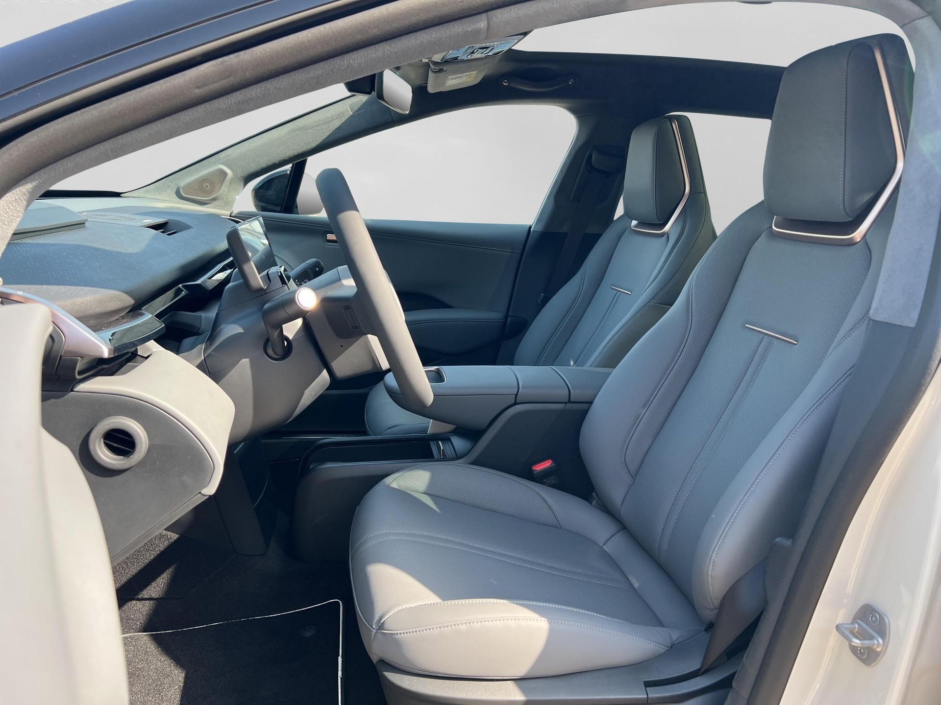 ZEEKR X Privilege AWD-showroom-element-3