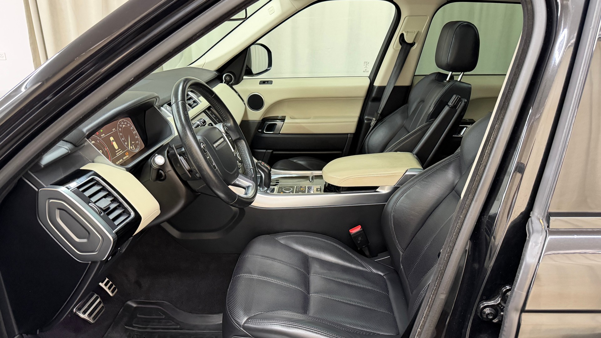 LAND ROVER Range Rover Sport 3.0 SDV6 HSE Automatic-image-6