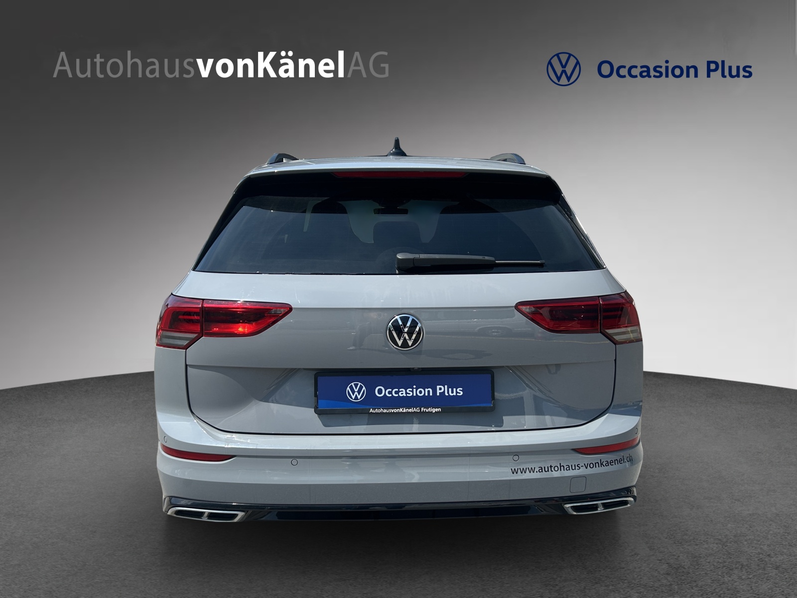 VW Golf Variant 2.0 TSI R-Line DSG 4Motion-image-4