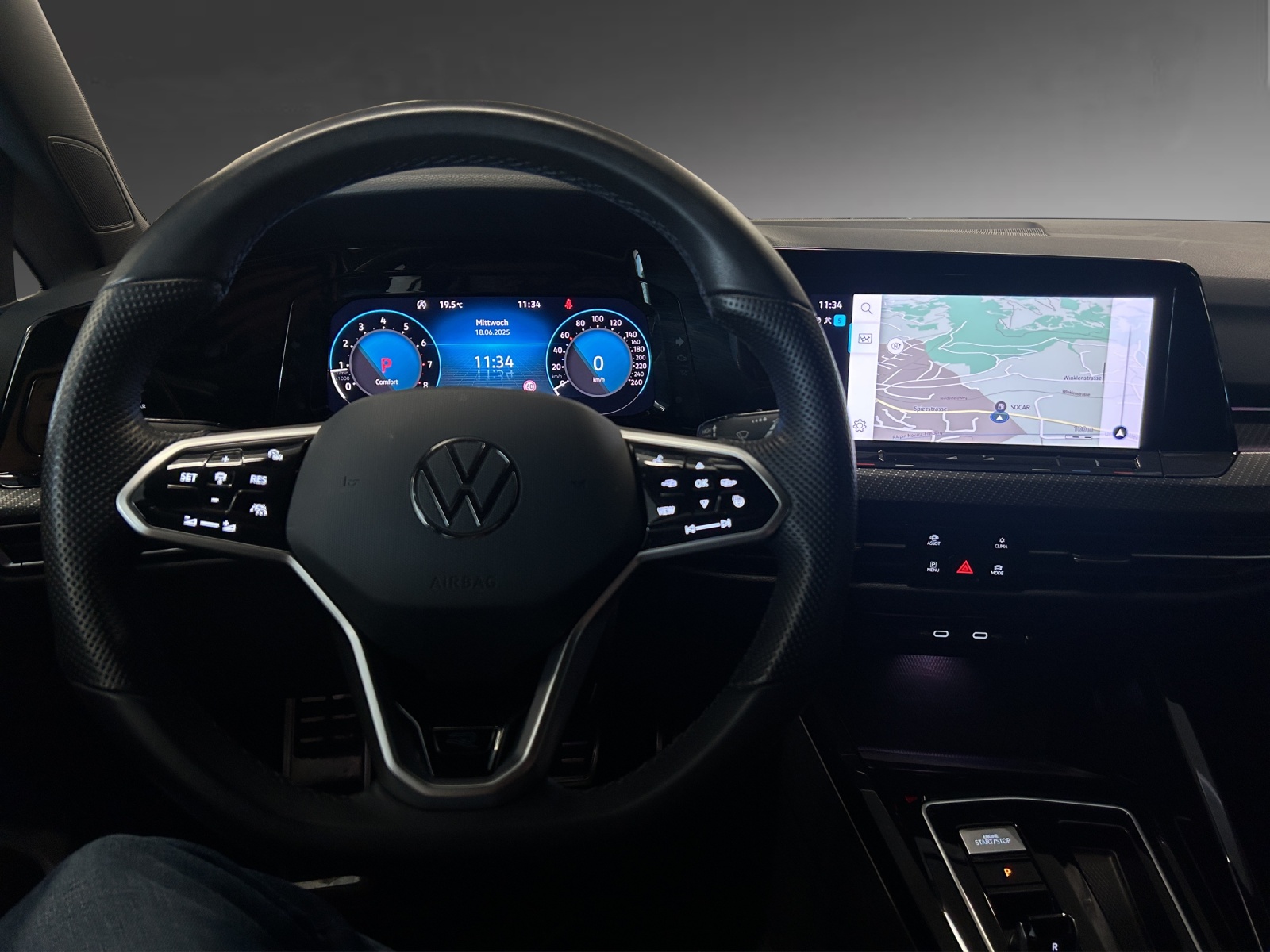 VW Golf Variant 2.0 TSI R-Line DSG 4Motion-image-7