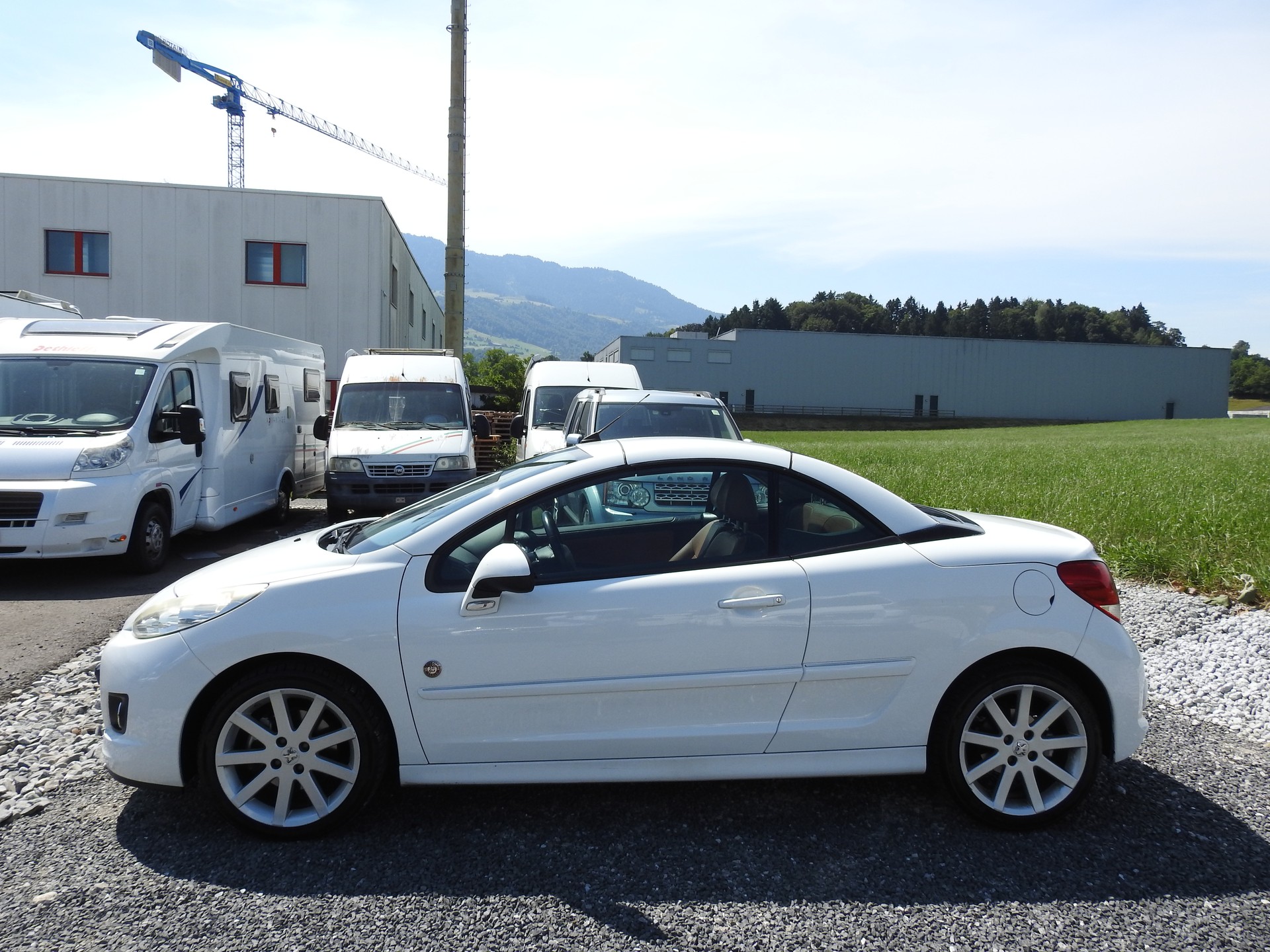 PEUGEOT 207 CC 1.6 16V Turbo Roland Garros-showroom-element-2