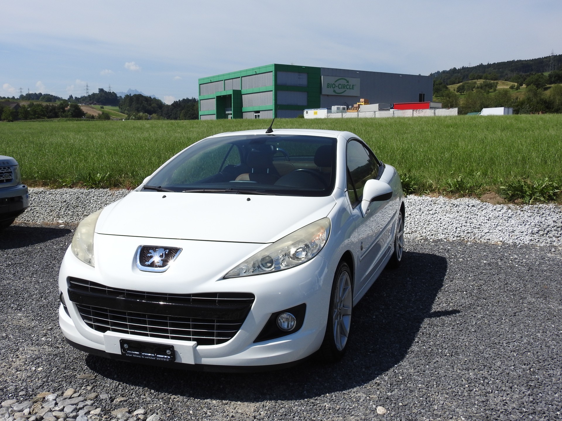 PEUGEOT 207 CC 1.6 16V Turbo Roland Garros