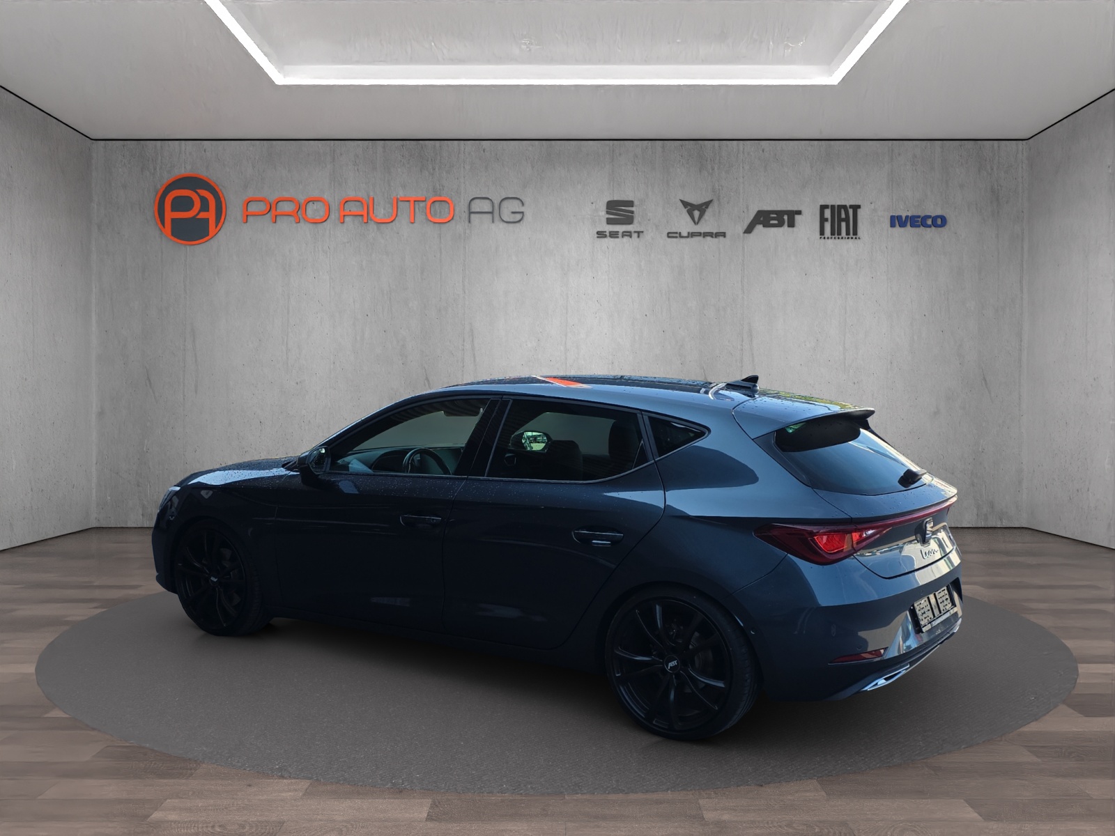 SEAT Leon 1.5 eTSI mHEV DSG FR-showroom-element-2