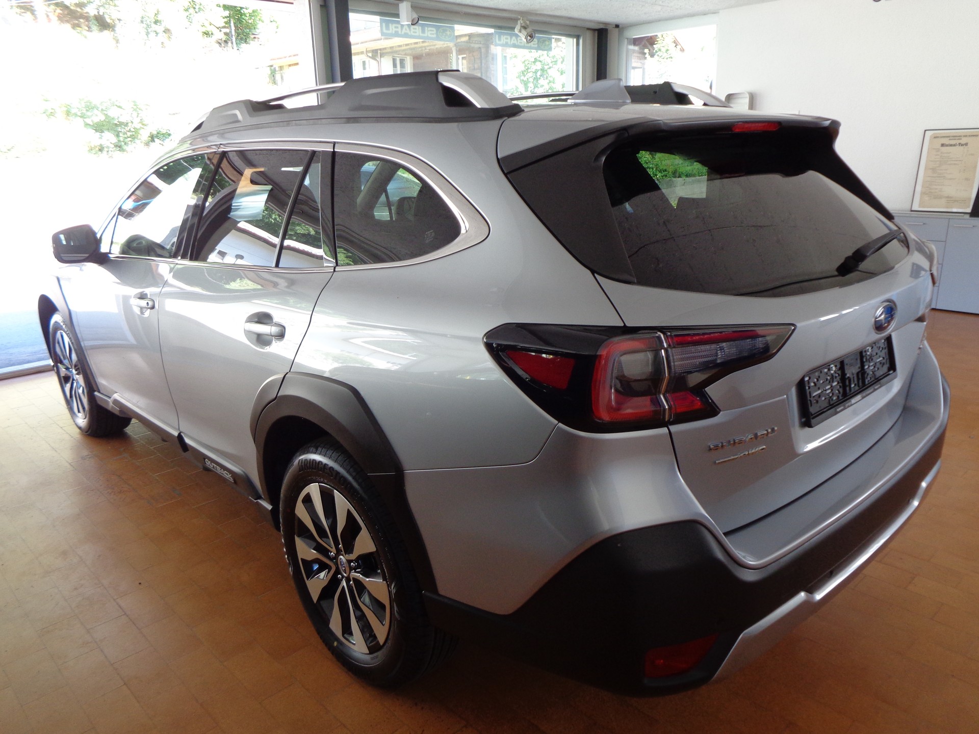 SUBARU Outback 2.5i Final Edition AWD Lineartronic-image-6