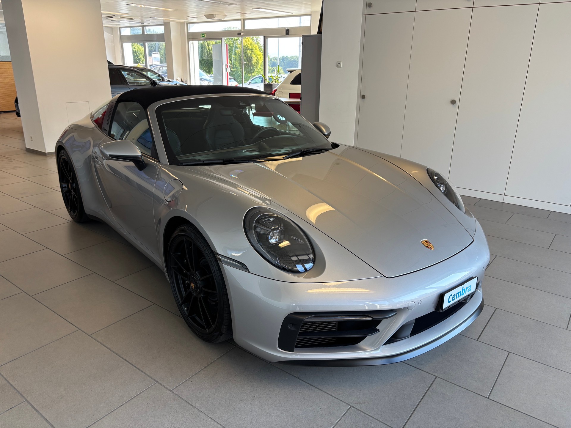 PORSCHE 911 Targa 4 GTS PDK-showroom-element-1