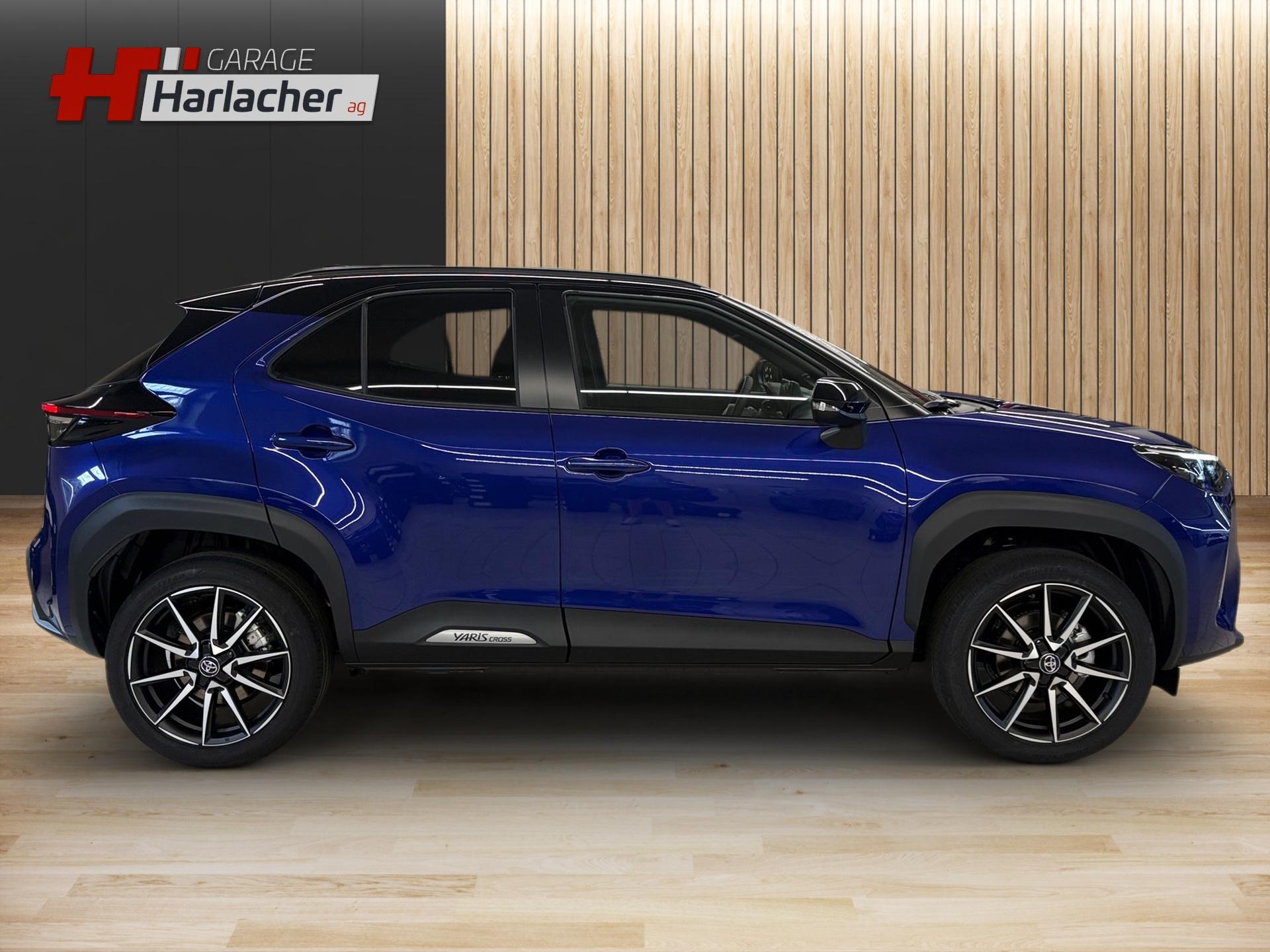 TOYOTA Yaris Cross 1.5 GR Sport e-CVT-image-3