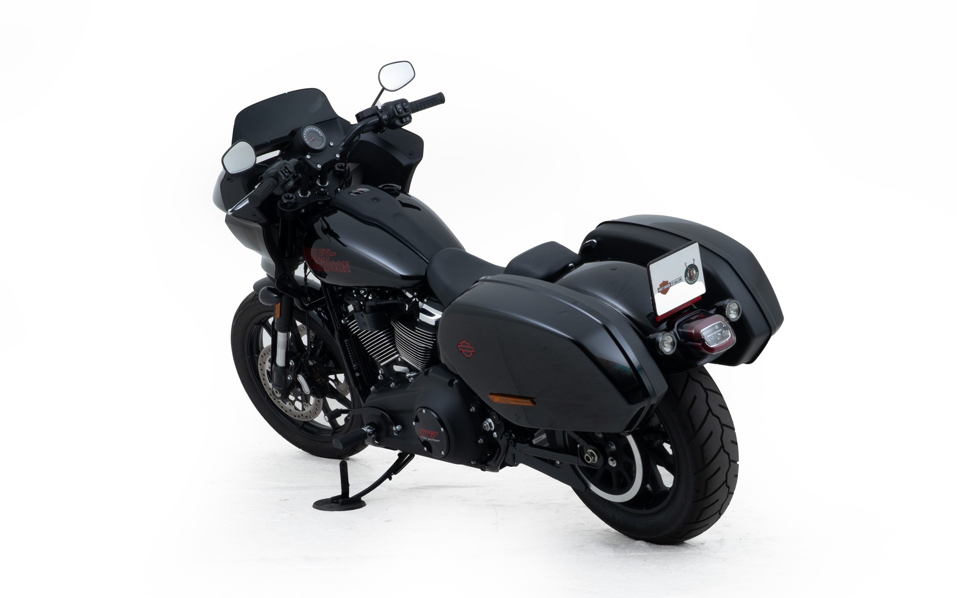HARLEY-DAVIDSON FXLRST Low Rider ST 117ci-showroom-element-3