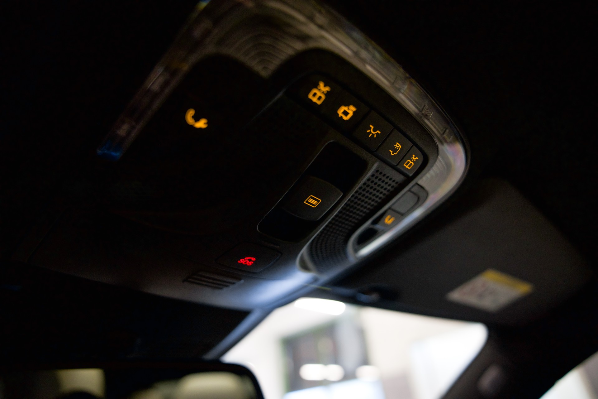 MERCEDES-BENZ V 300 d lang AMG Line Avantgarde 4Matic 9G-Tronic-image-31