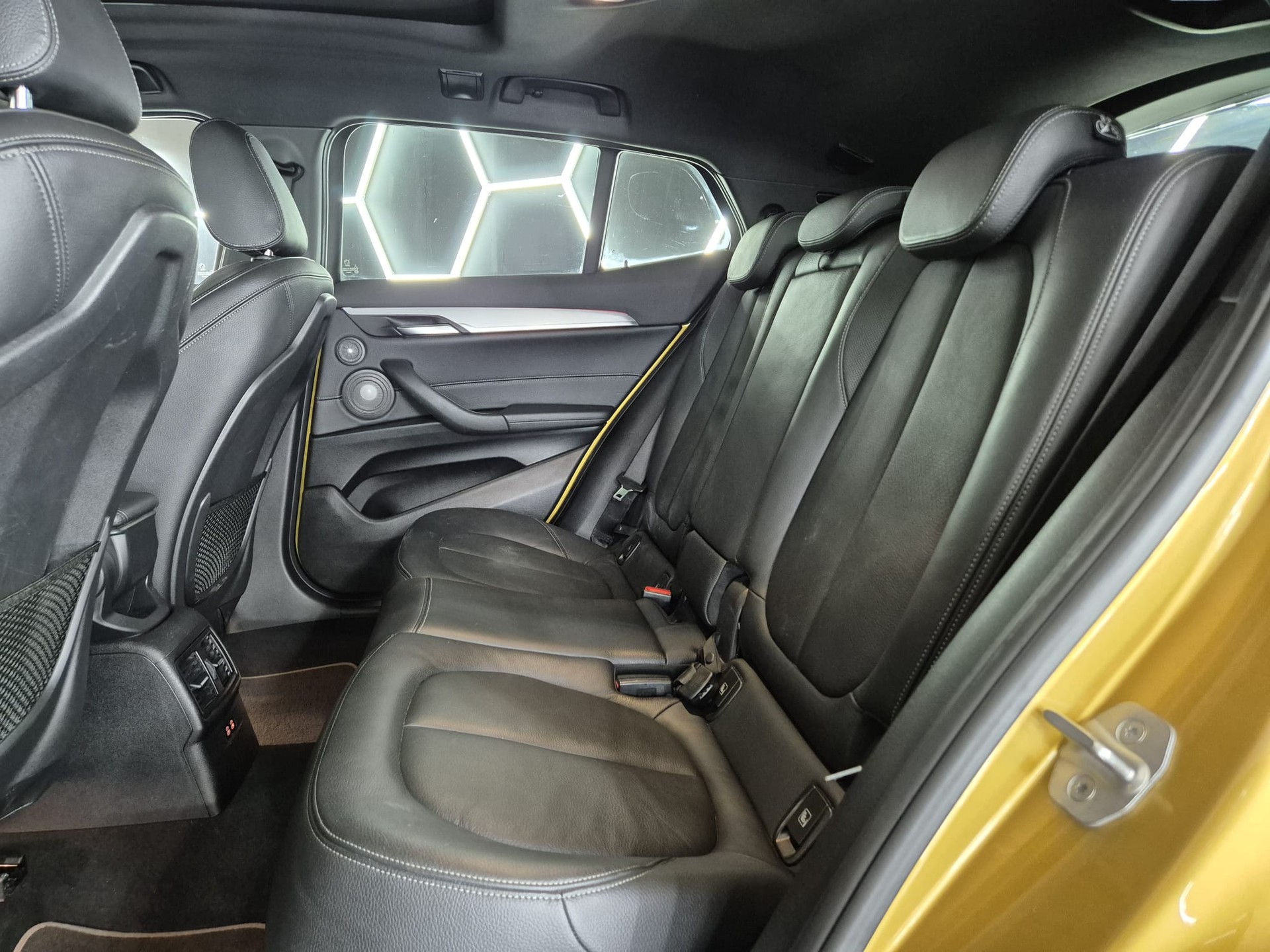 BMW X2 xDrive 20d M Sport Steptronic-image-18