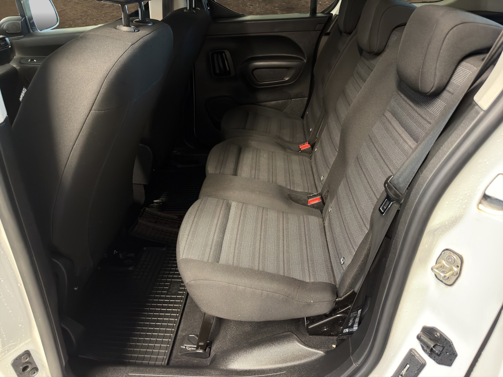 OPEL Combo Life 1.5 Elegance-image-13
