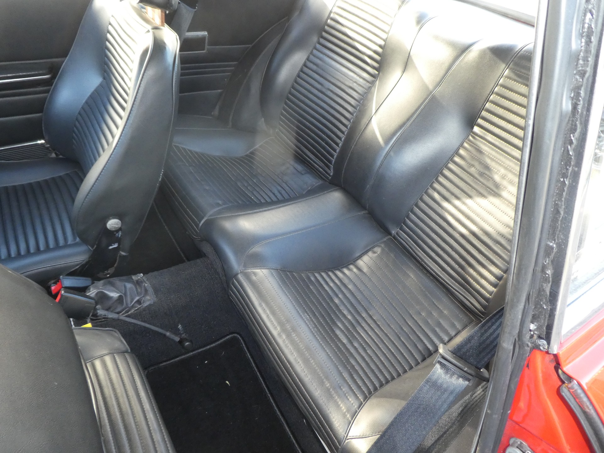 ALFA ROMEO 2000 Bertone Veteran-image-9