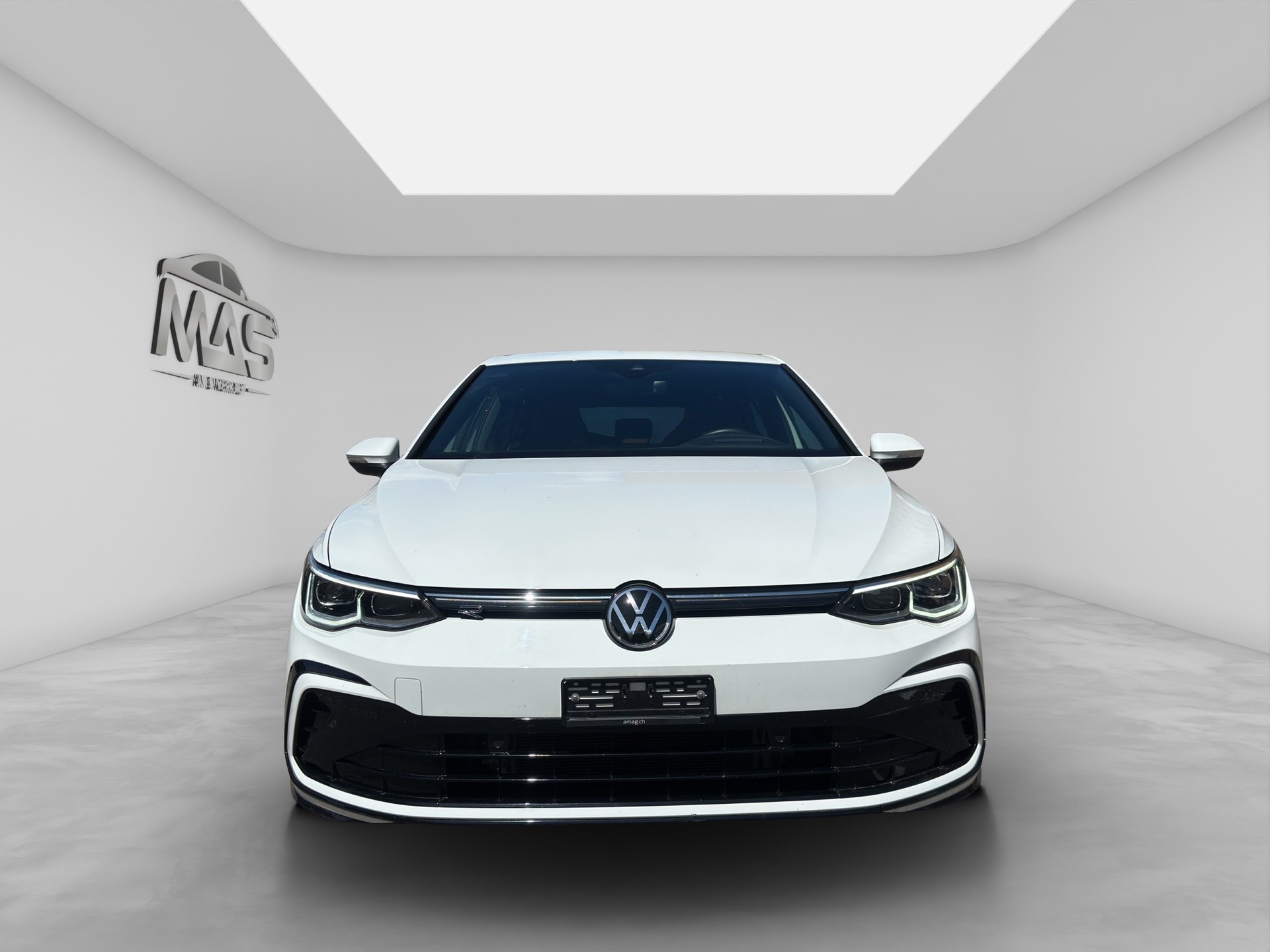 VW Golf 1.5 eTSI mHEV ACT R-Line DSG-showroom-element-1