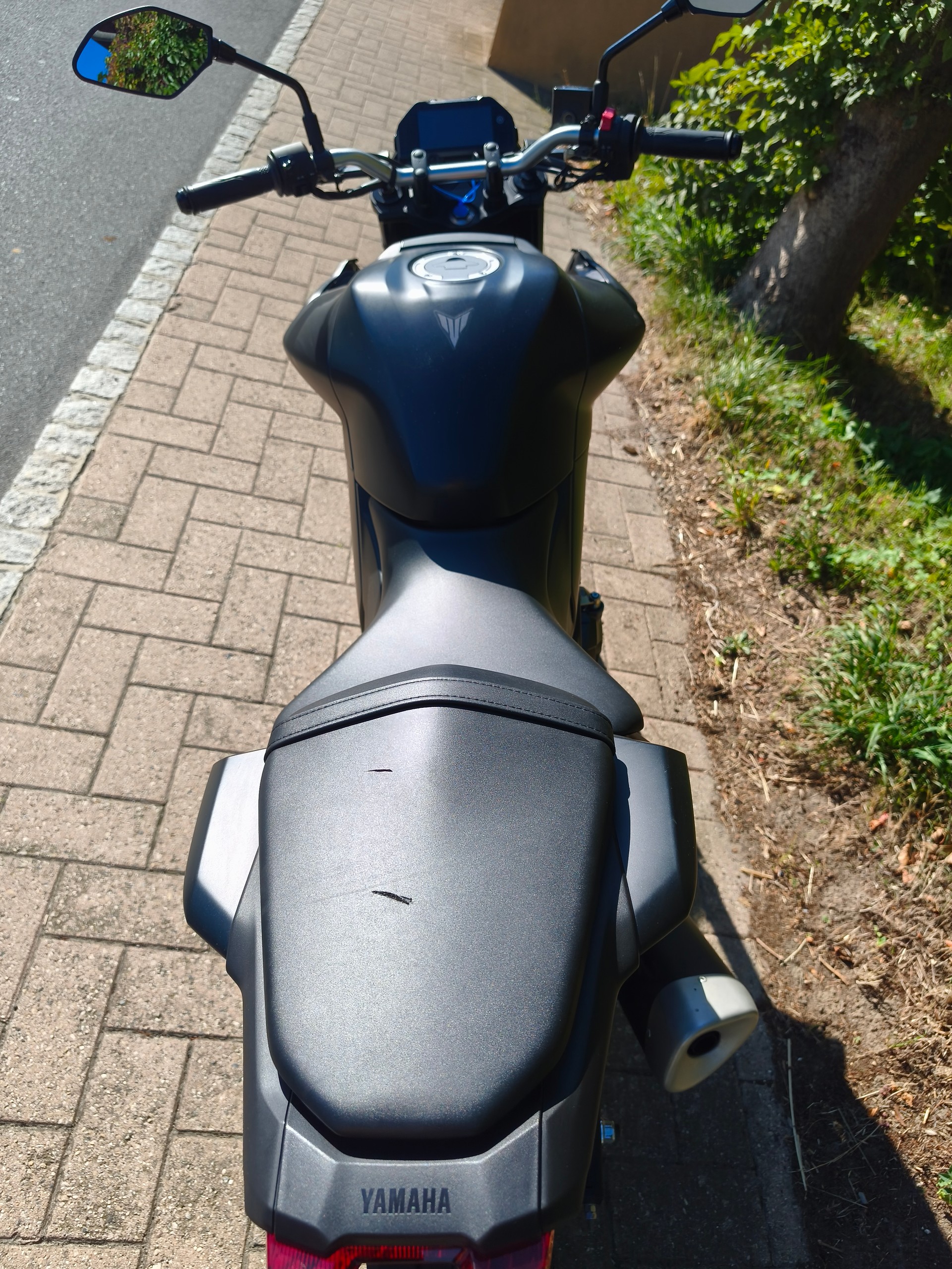 YAMAHA MT-03-image-7