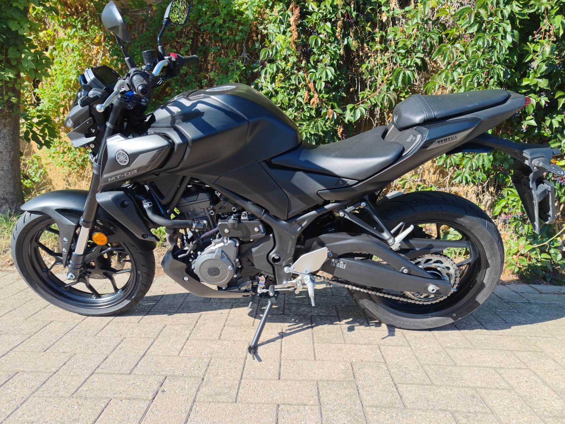 YAMAHA MT-03-image-4