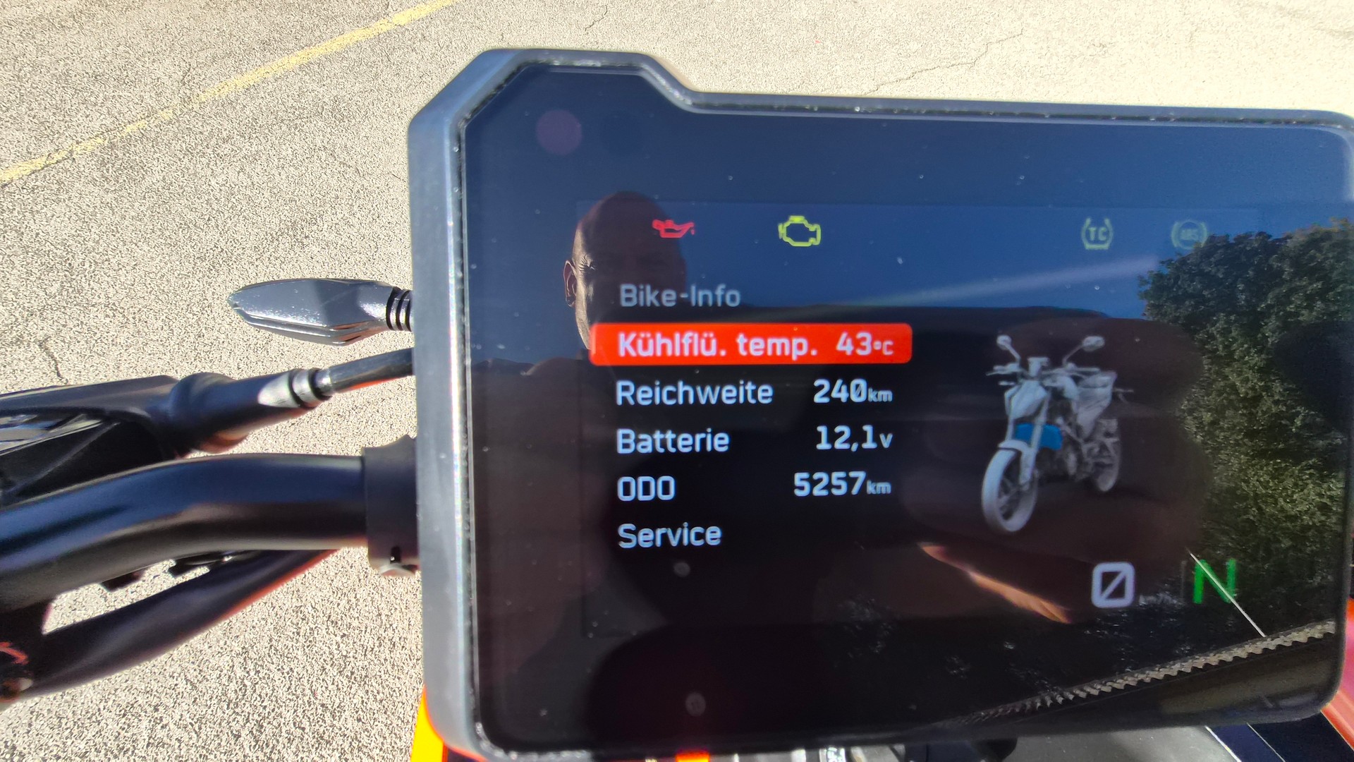 KTM 390 Duke-image-8