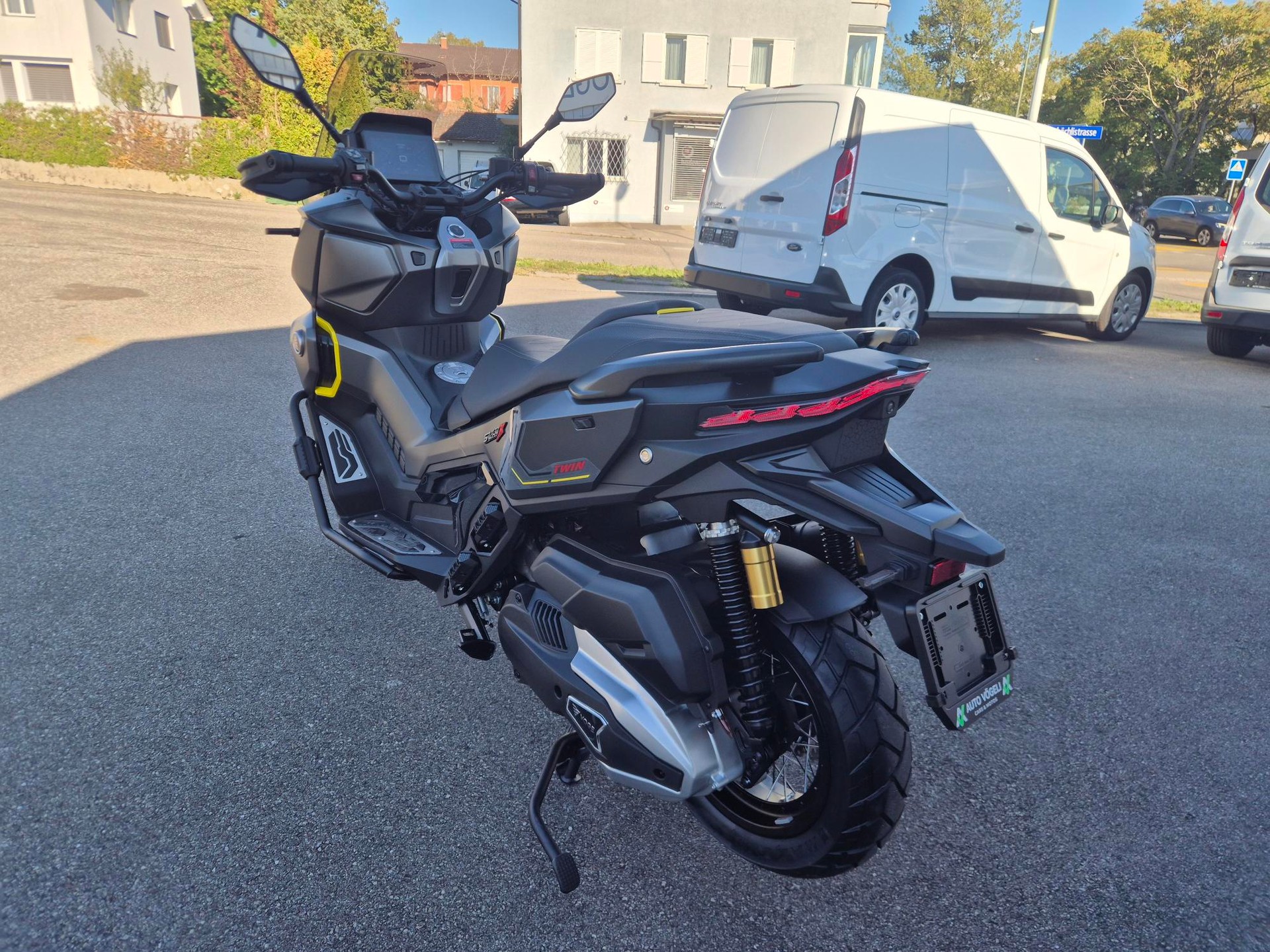 VOGE SR450X ADV-image-4