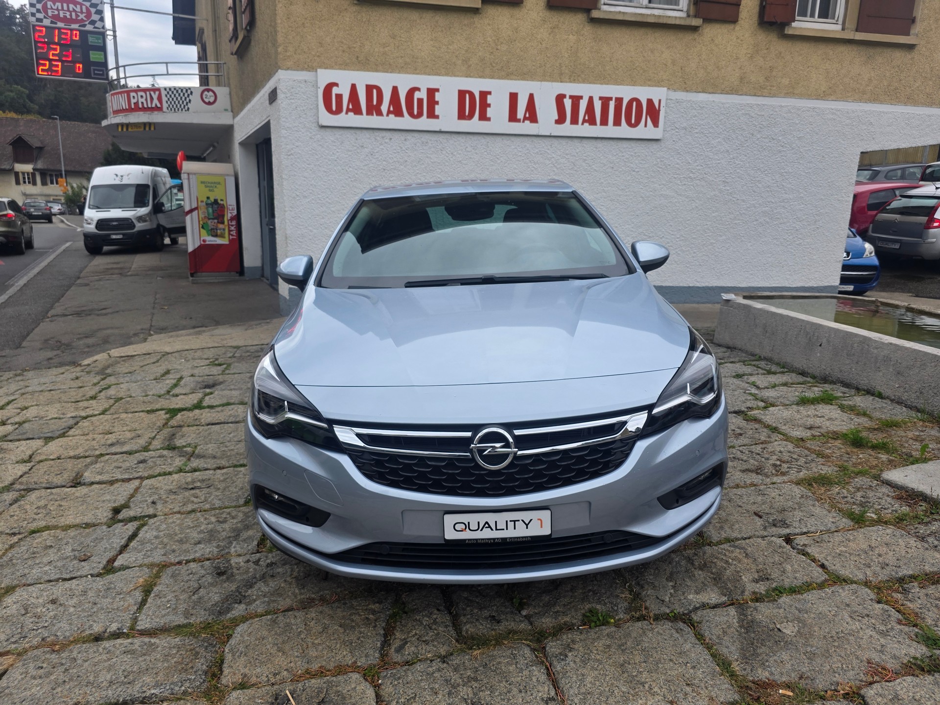 OPEL Astra 1.4i Turbo Excellence Automatic-image-1
