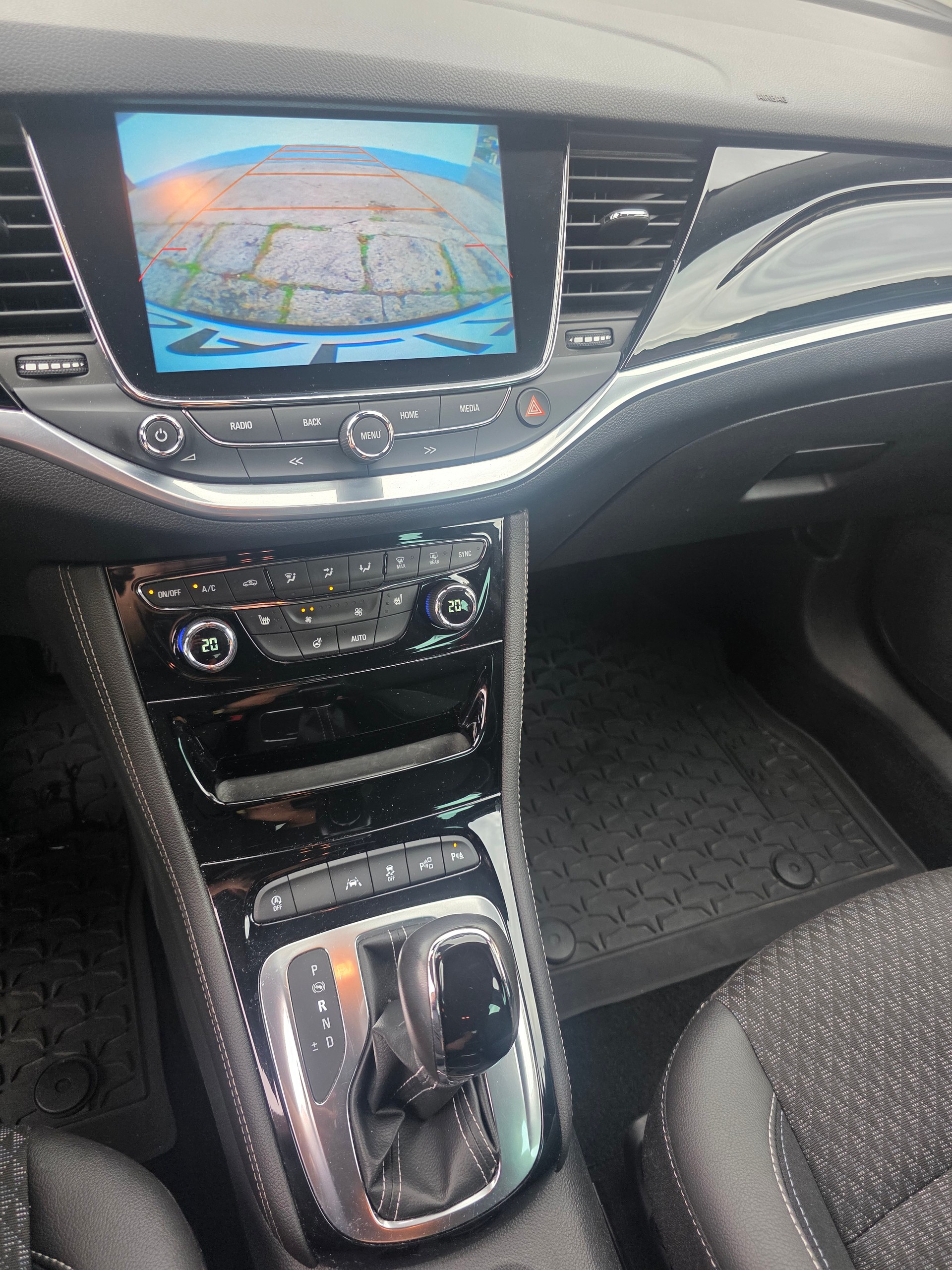 OPEL Astra 1.4i Turbo Excellence Automatic-image-8