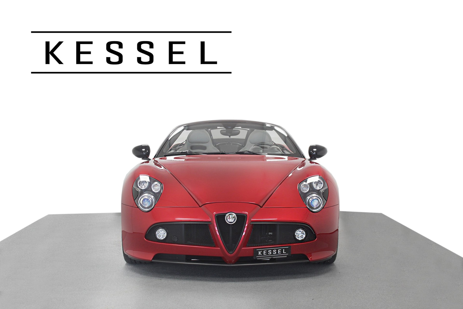 ALFA ROMEO 8C Spider-image-3