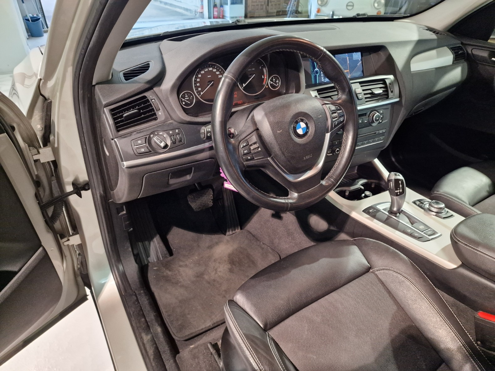 BMW X3 xDrive 20d Steptronic-image-12
