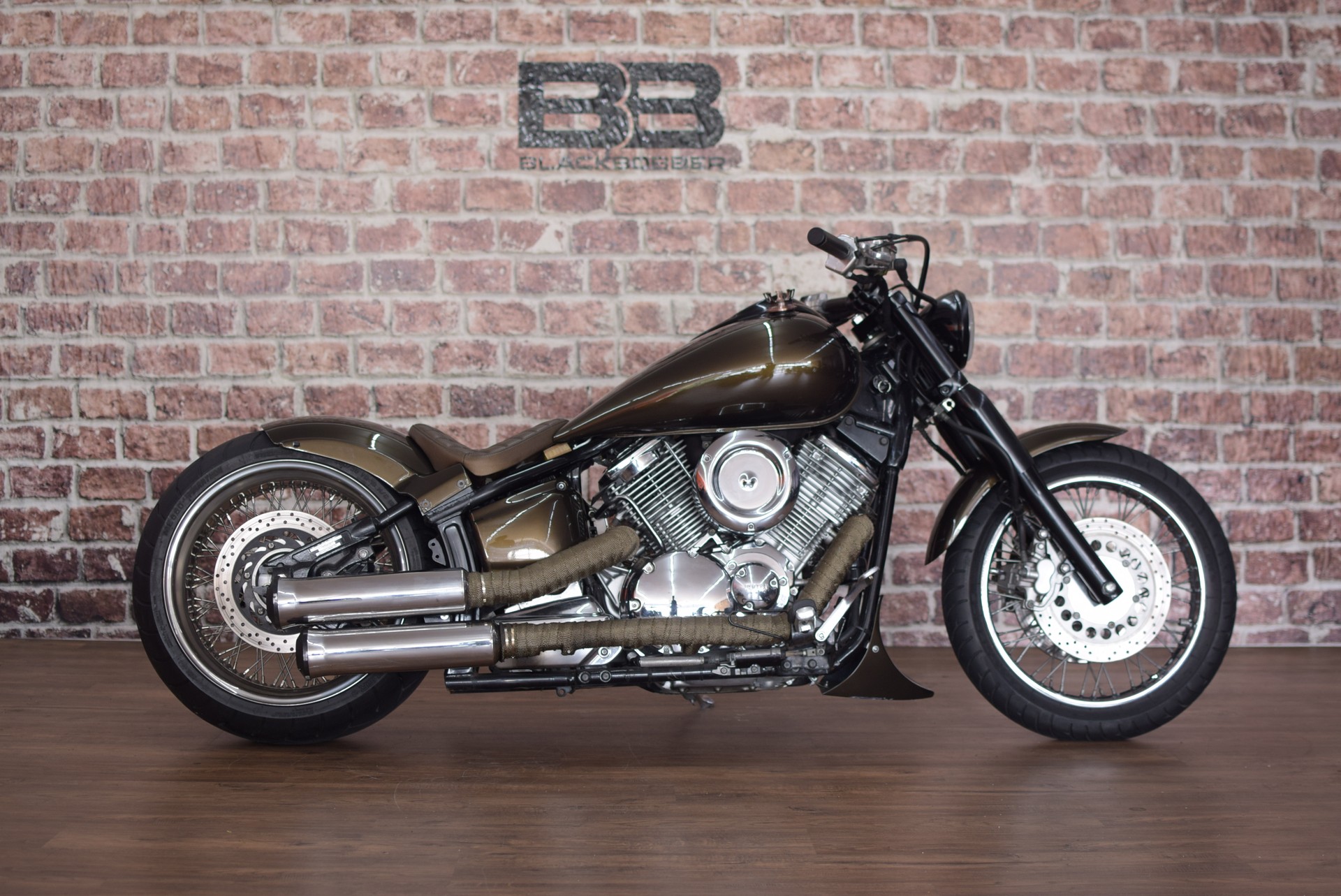YAMAHA XVS 1100 Drag Star-image-1