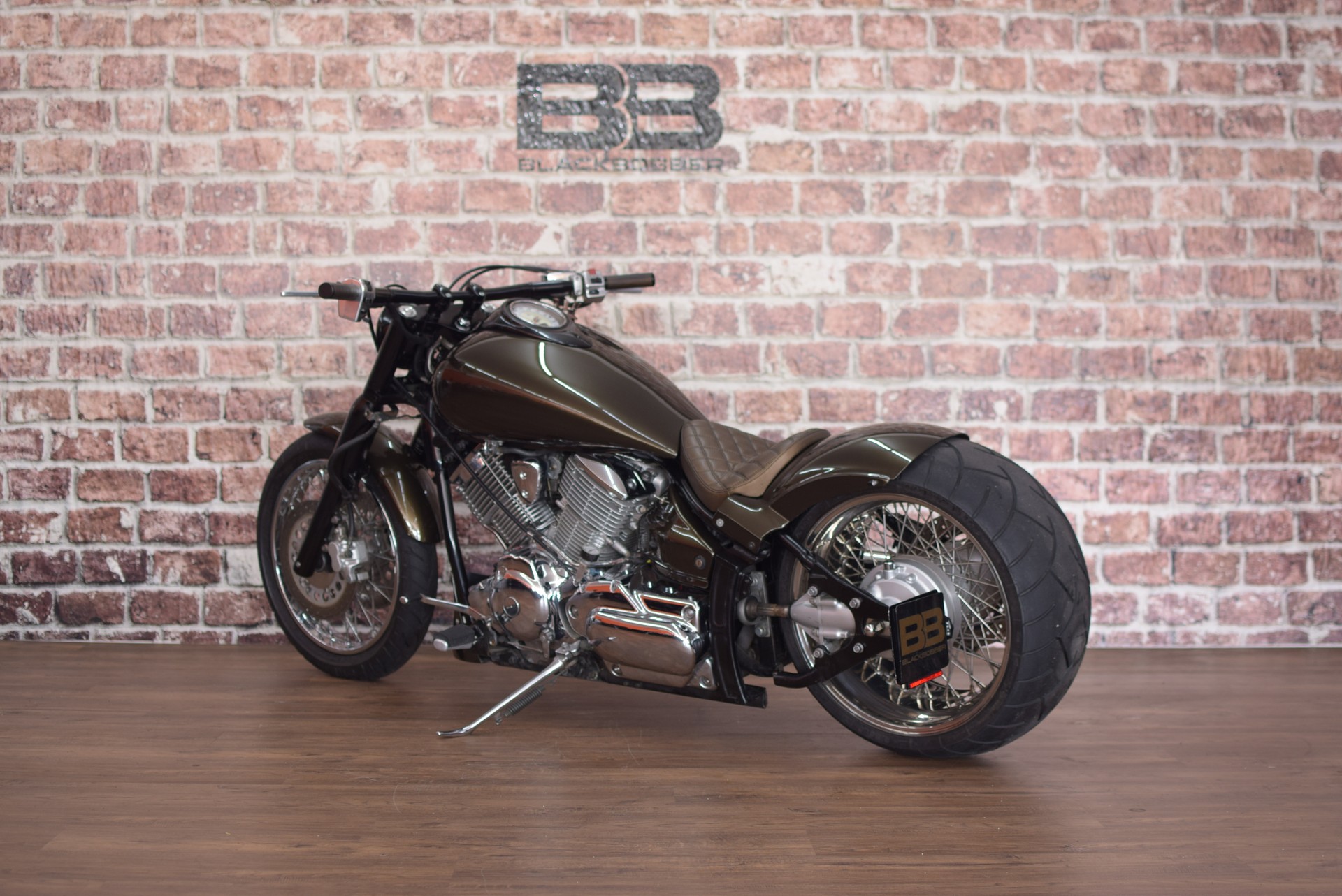 YAMAHA XVS 1100 Drag Star-image-3