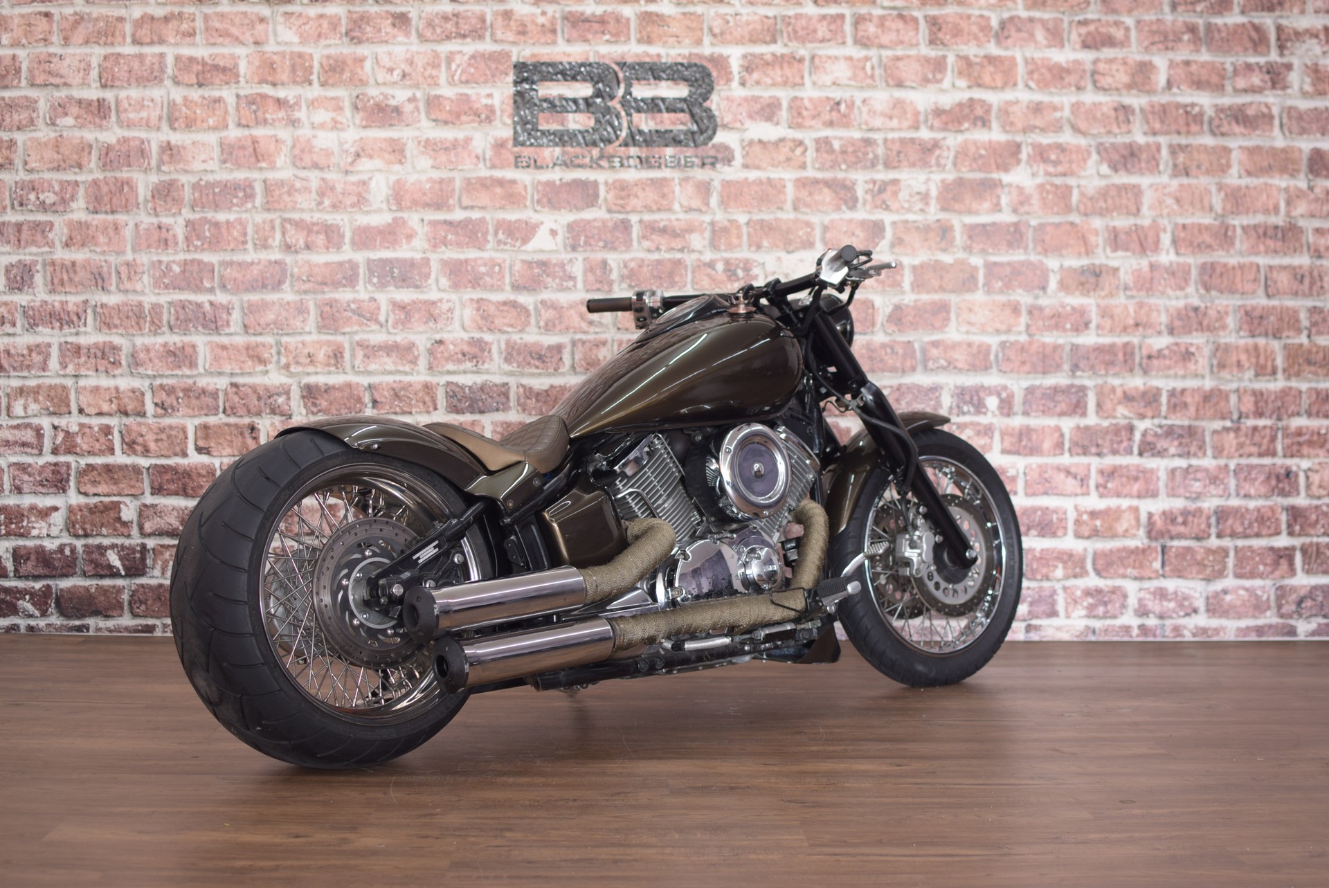 YAMAHA XVS 1100 Drag Star-image-2