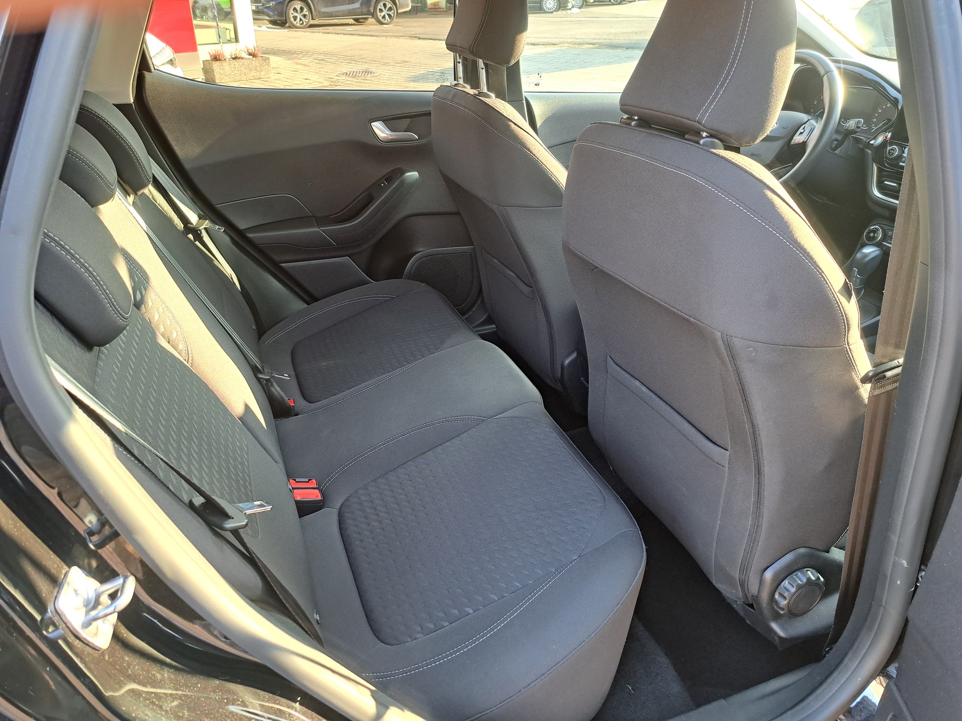 FORD Fiesta 1.0 SCTi Titanium Automat-image-5
