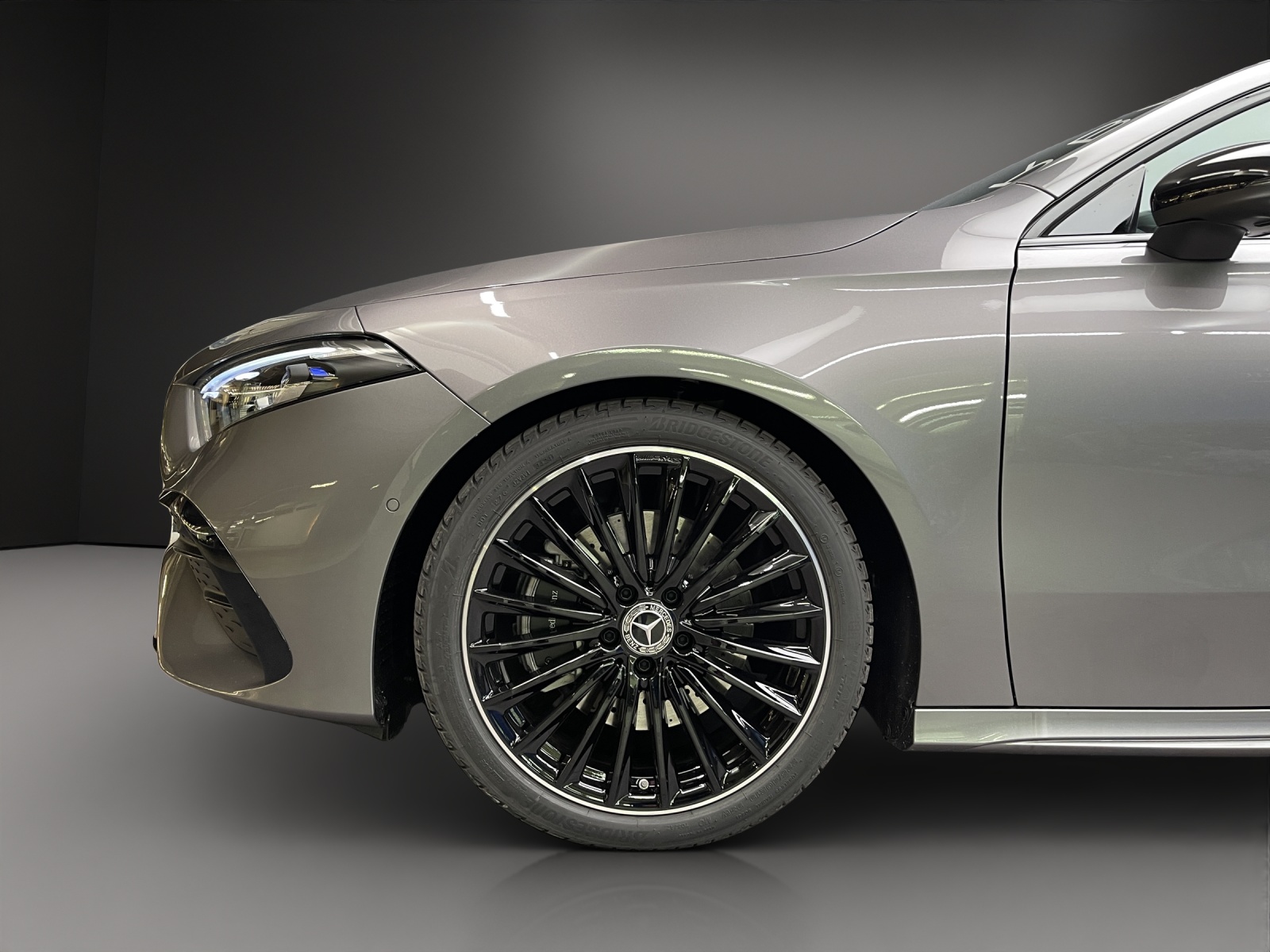 MERCEDES-BENZ A 220 4Matic 8G-DCT-image-6
