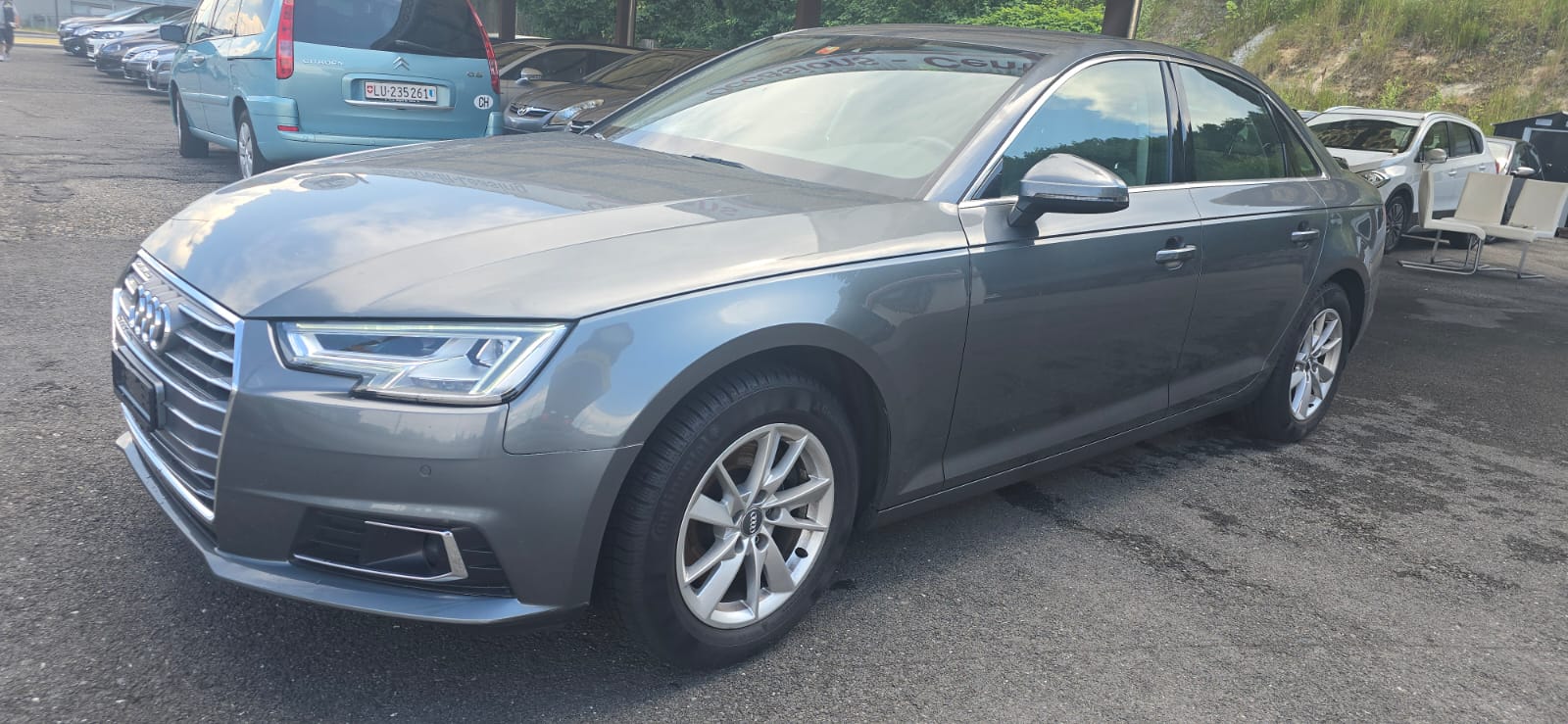 AUDI A4 2.0 TFSI Design S-tronic-image-1
