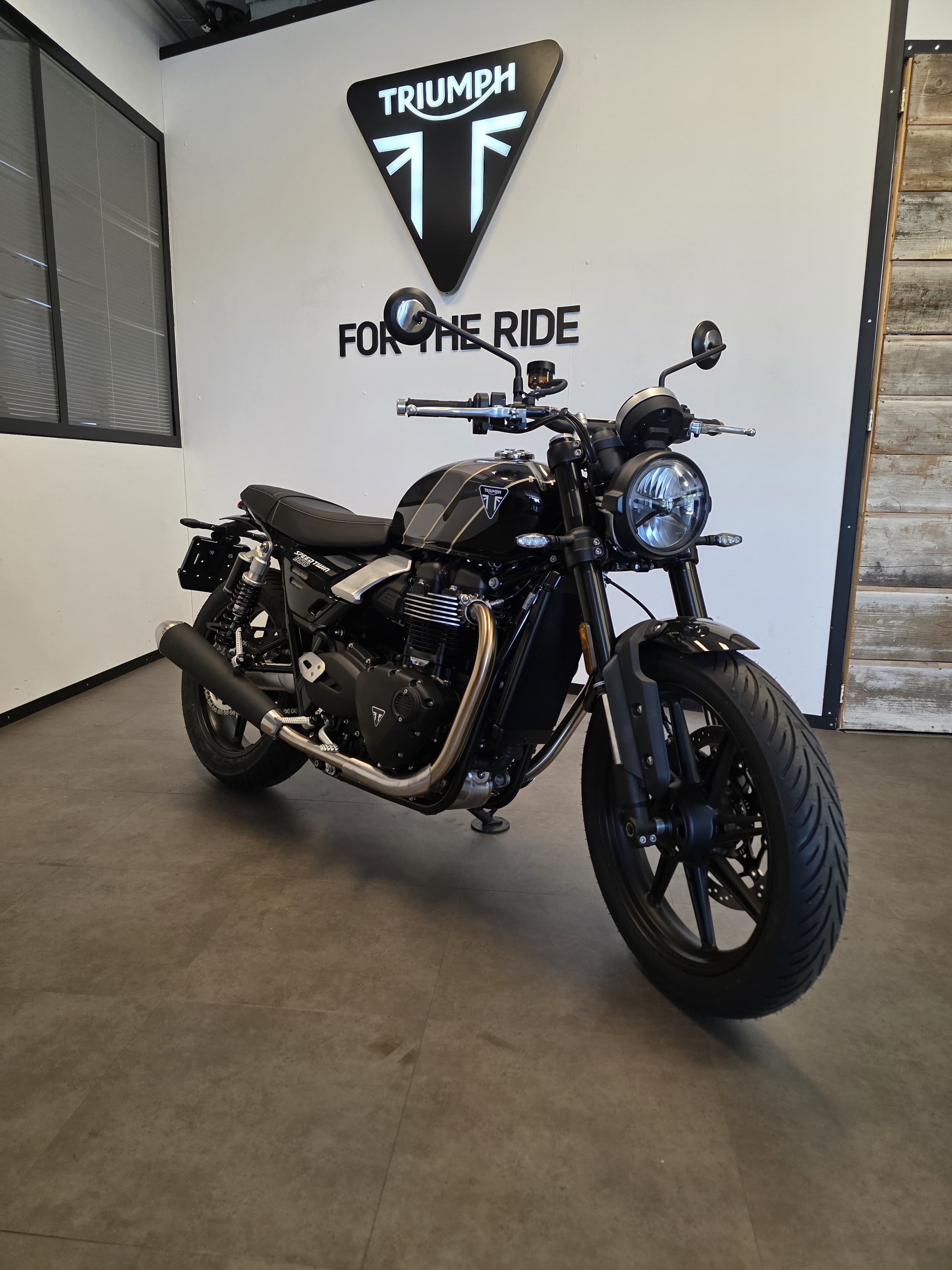 TRIUMPH Speed Twin 900 Black 2026