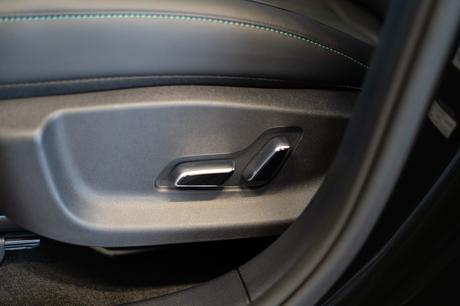 BYD Seal U DM-i Boost / Panorama / Head-Up Display / 360 Kamera-image-27