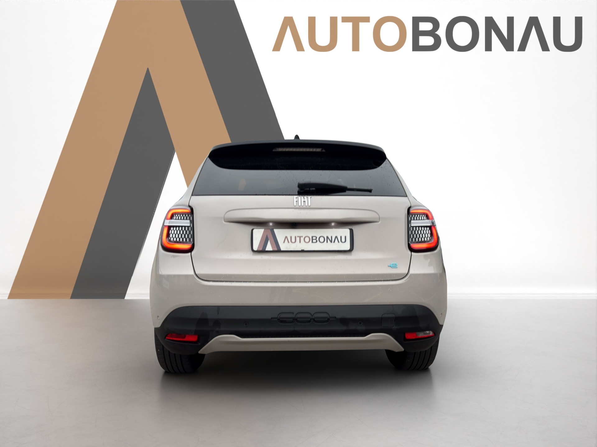 FIAT 600 La Prima-showroom-element-3