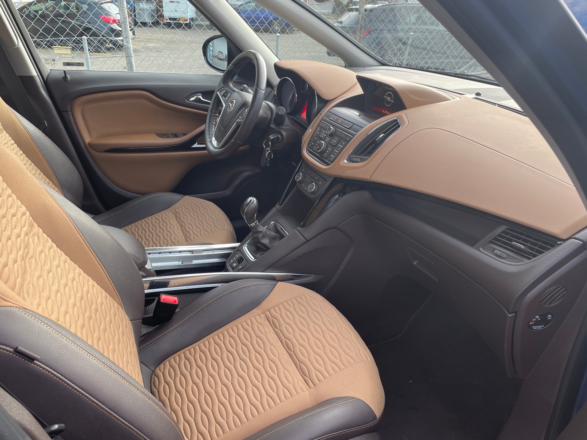 OPEL Zafira Tourer 1.6 CDTi Drive-image-5